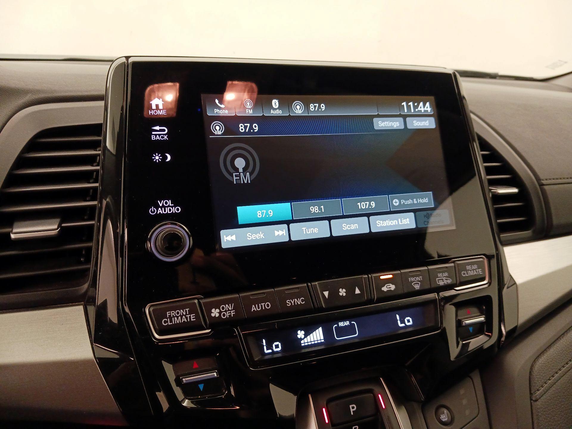 Thumbnail: 2024 Honda Odyssey - 15
