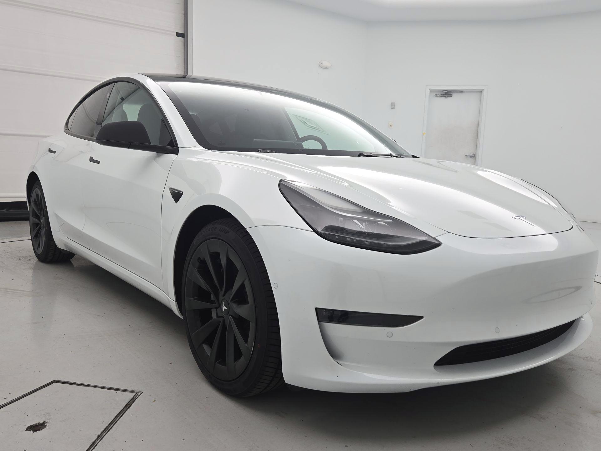 Thumbnail: 2022 Tesla Model 3 - 1