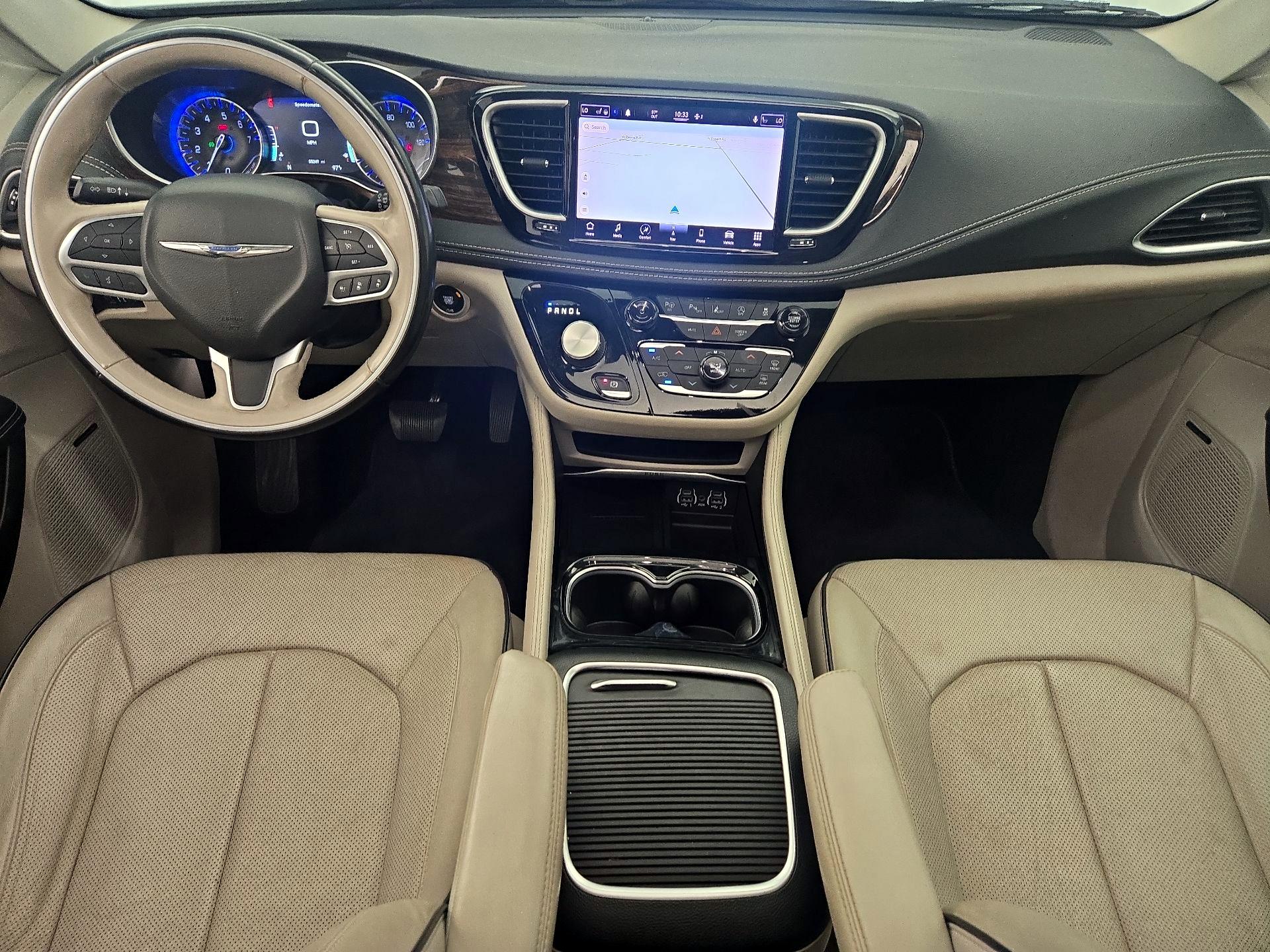 Thumbnail: 2021 Chrysler Pacifica - 9