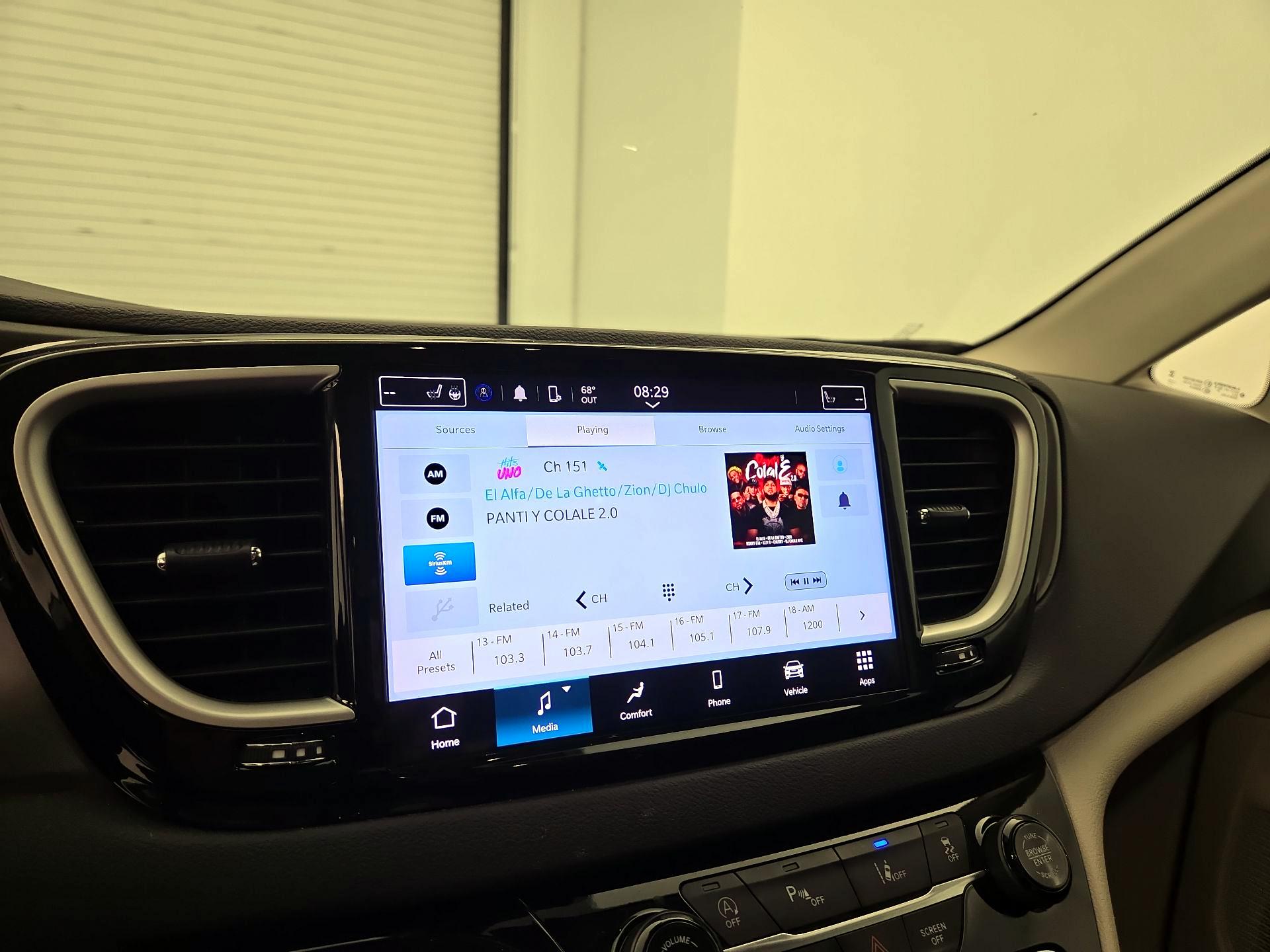 Thumbnail: 2024 Chrysler Pacifica - 15