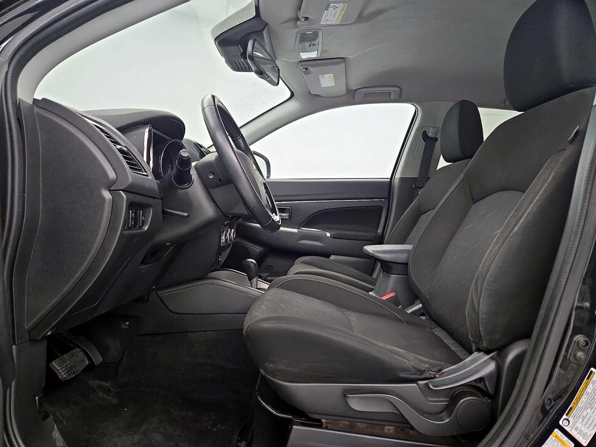 Thumbnail: 2021 Mitsubishi Outlander Sport - 11