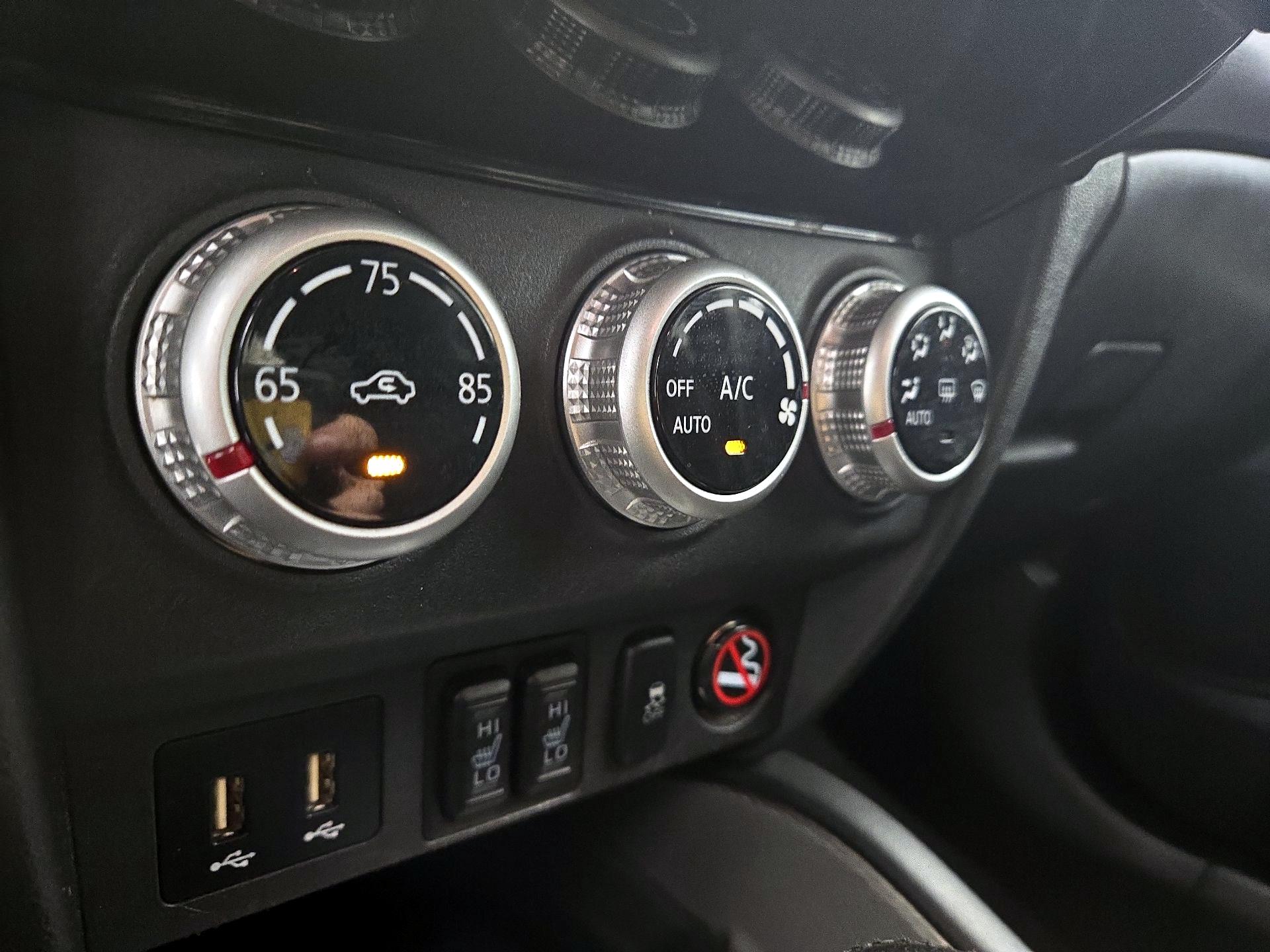 Thumbnail: 2021 Mitsubishi Outlander Sport - 16