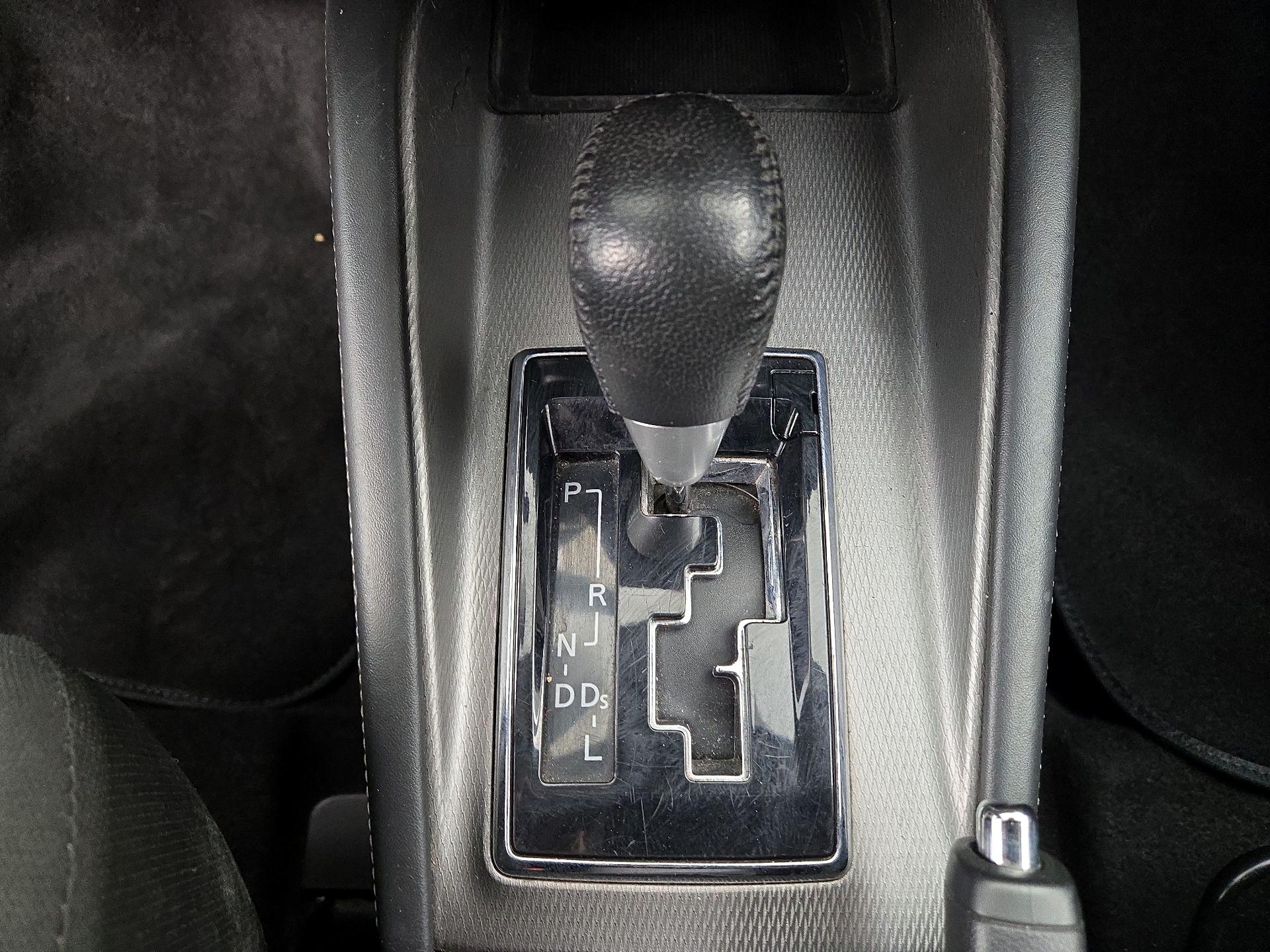 Thumbnail: 2021 Mitsubishi Outlander Sport - 17