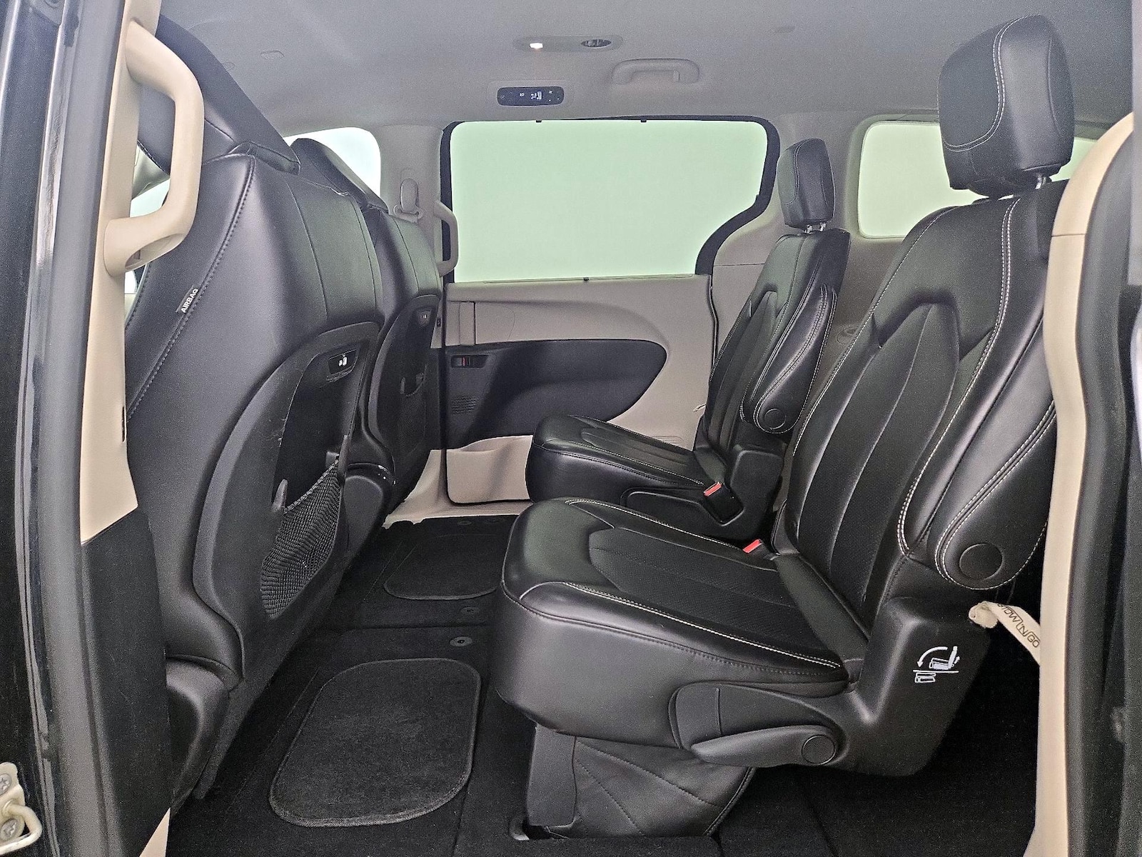 2023 Chrysler Pacifica Touring L - Photo 20