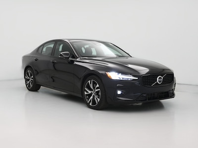 2024 Volvo S60 B5 Core Dark Theme