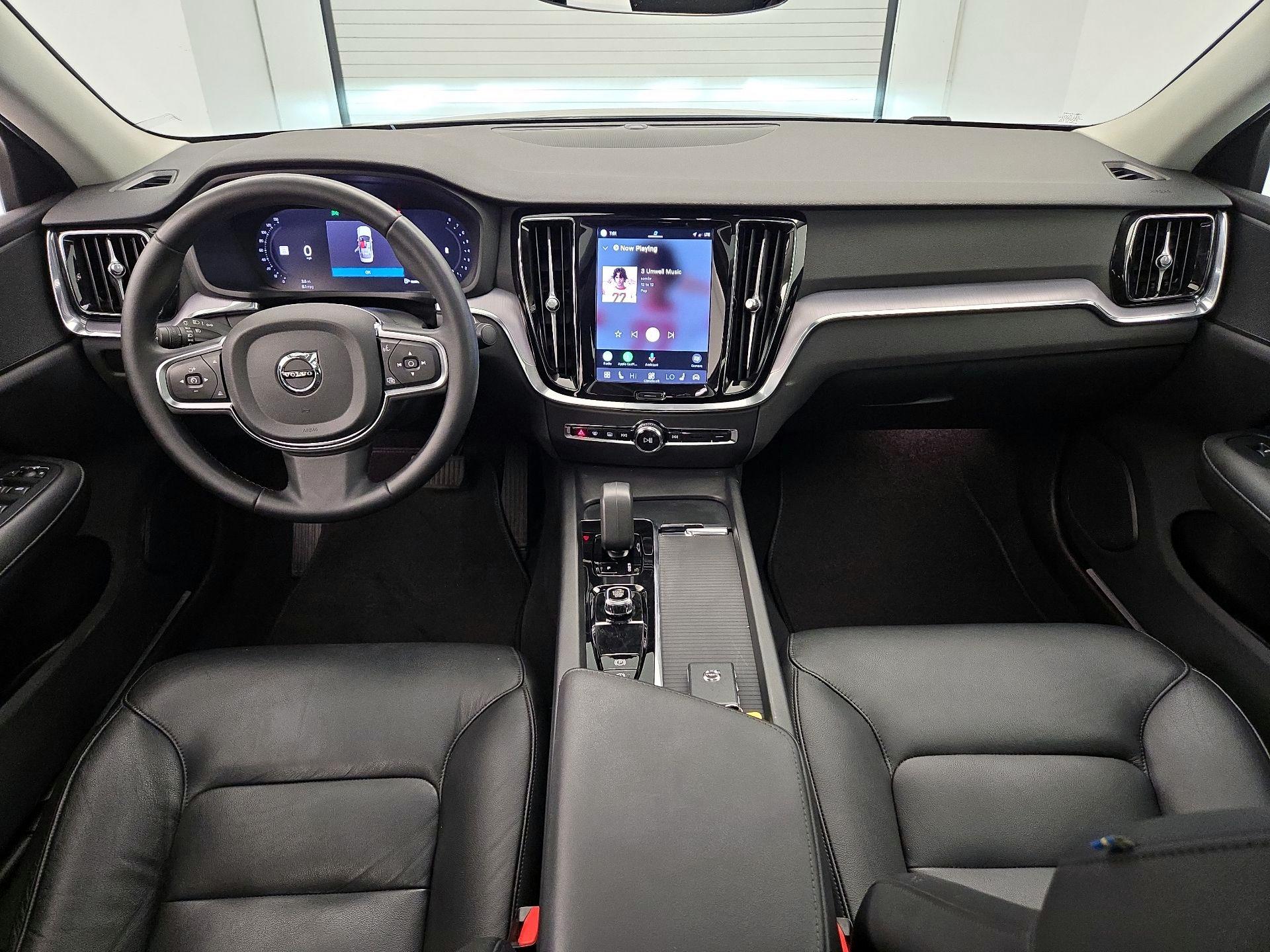 Thumbnail: 2024 Volvo S60 - 9
