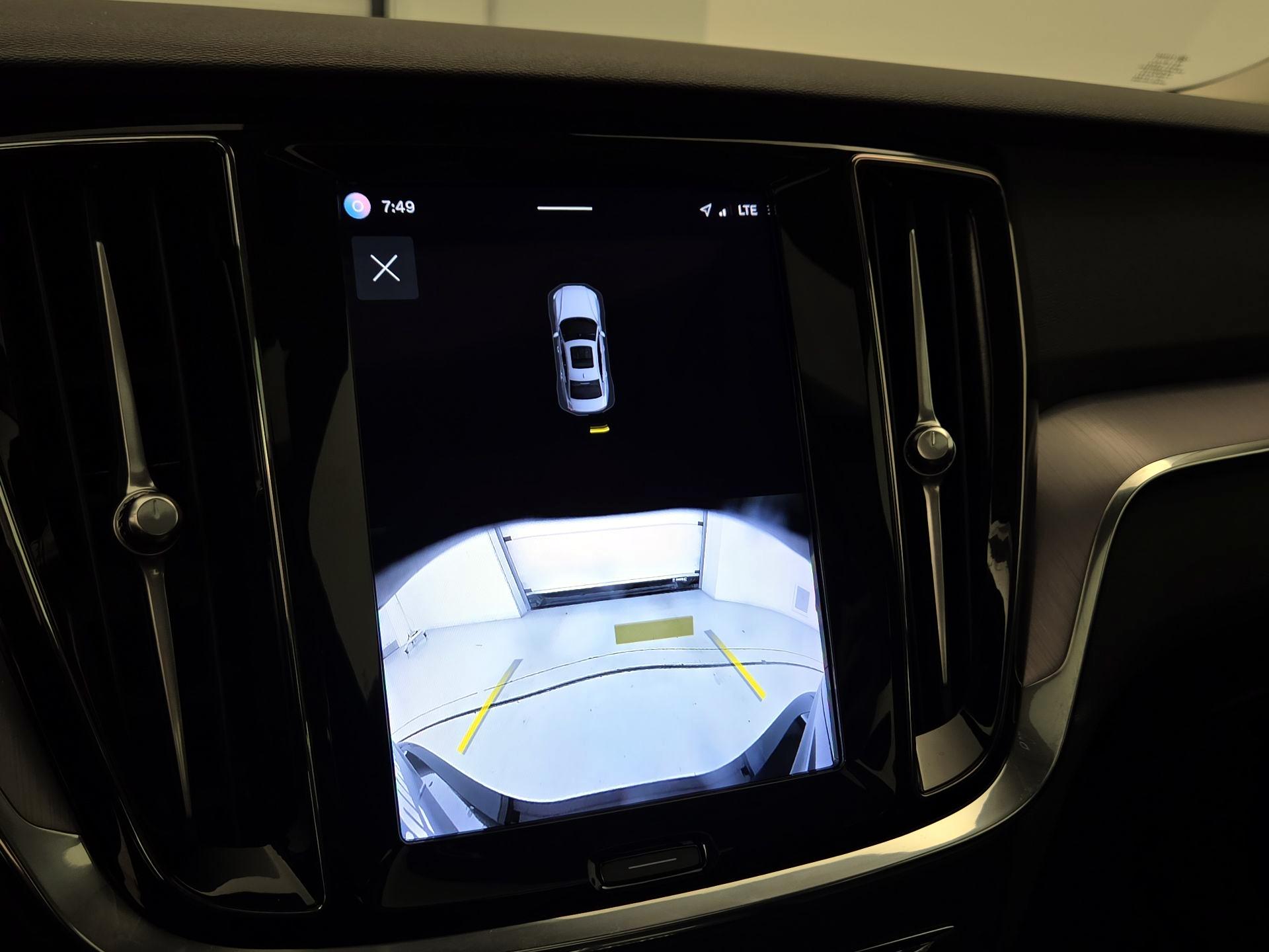 Thumbnail: 2024 Volvo S60 - 15