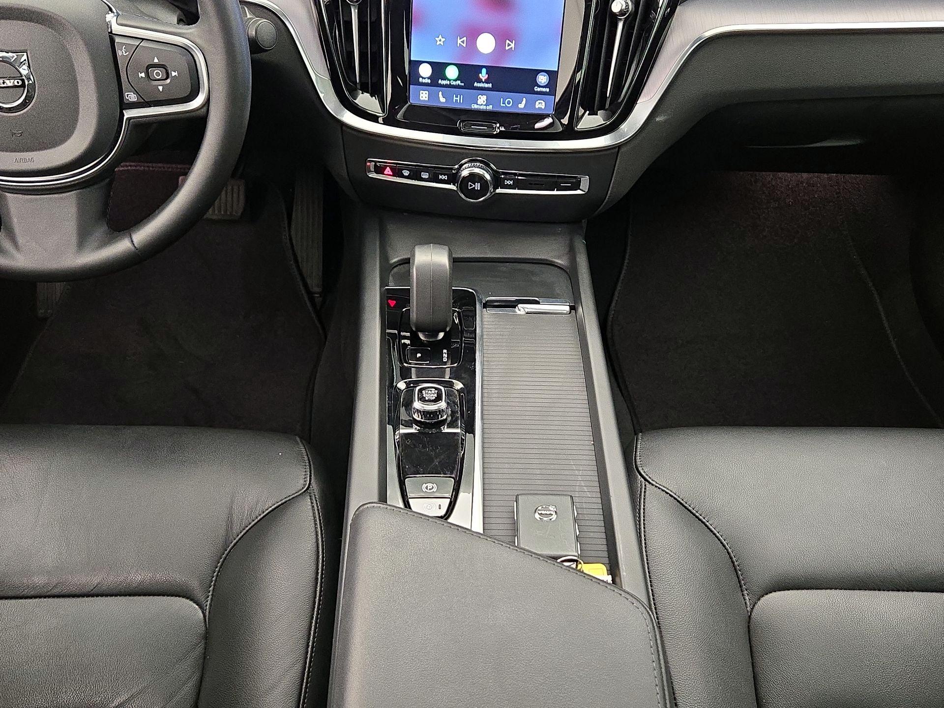 Thumbnail: 2024 Volvo S60 - 18