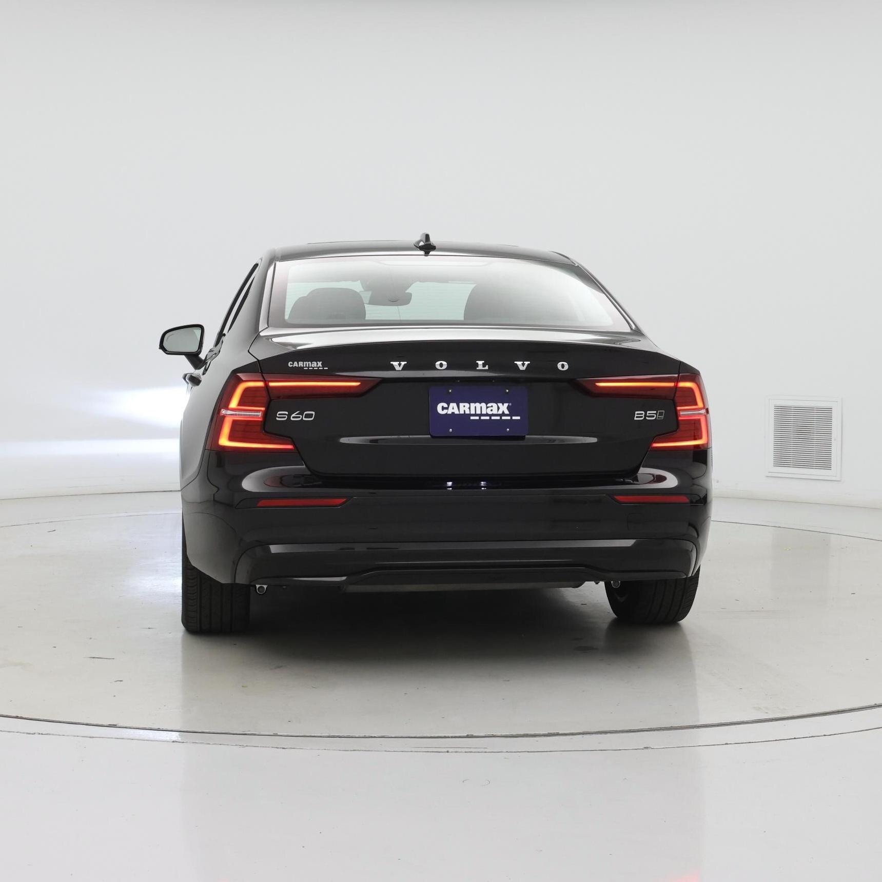 Thumbnail: 2024 Volvo S60 - 6