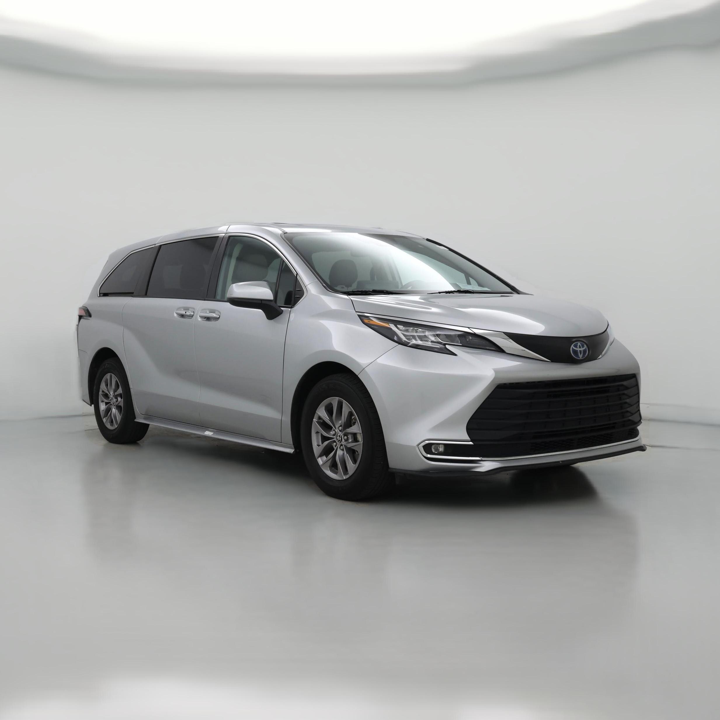 Thumbnail: 2022 Toyota Sienna - 1