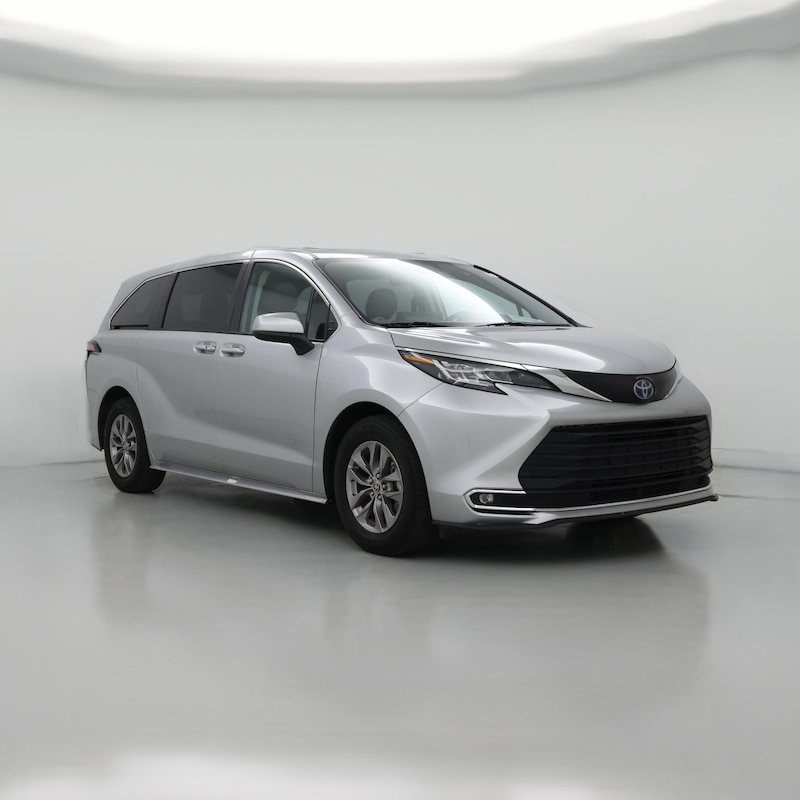2022 Toyota Sienna Hybrid XLE