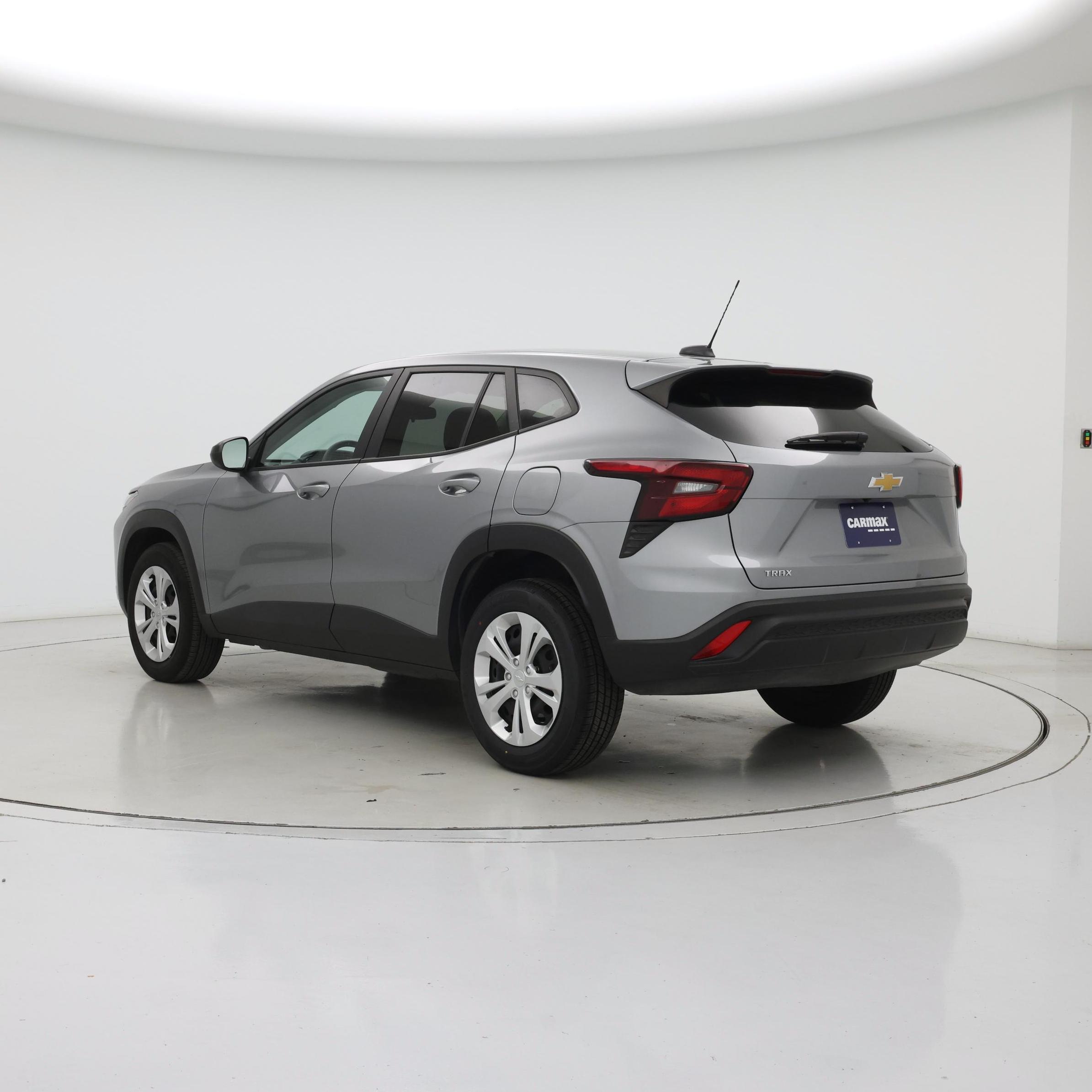 Thumbnail: 2025 Chevrolet Trax - 2