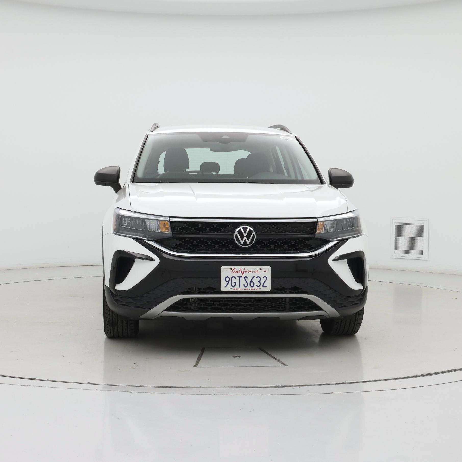 Thumbnail: 2023 Volkswagen Taos - 5