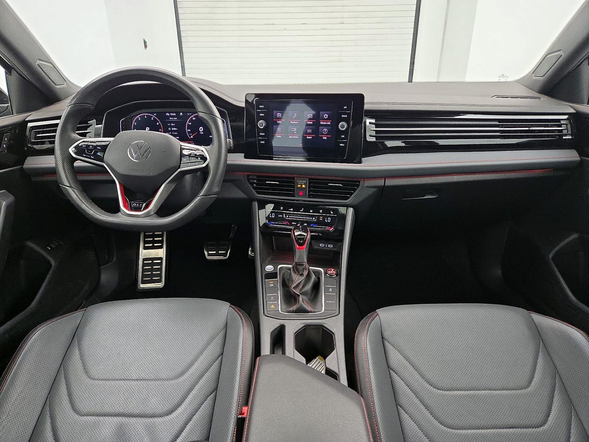 Thumbnail: 2025 Volkswagen Jetta - 8