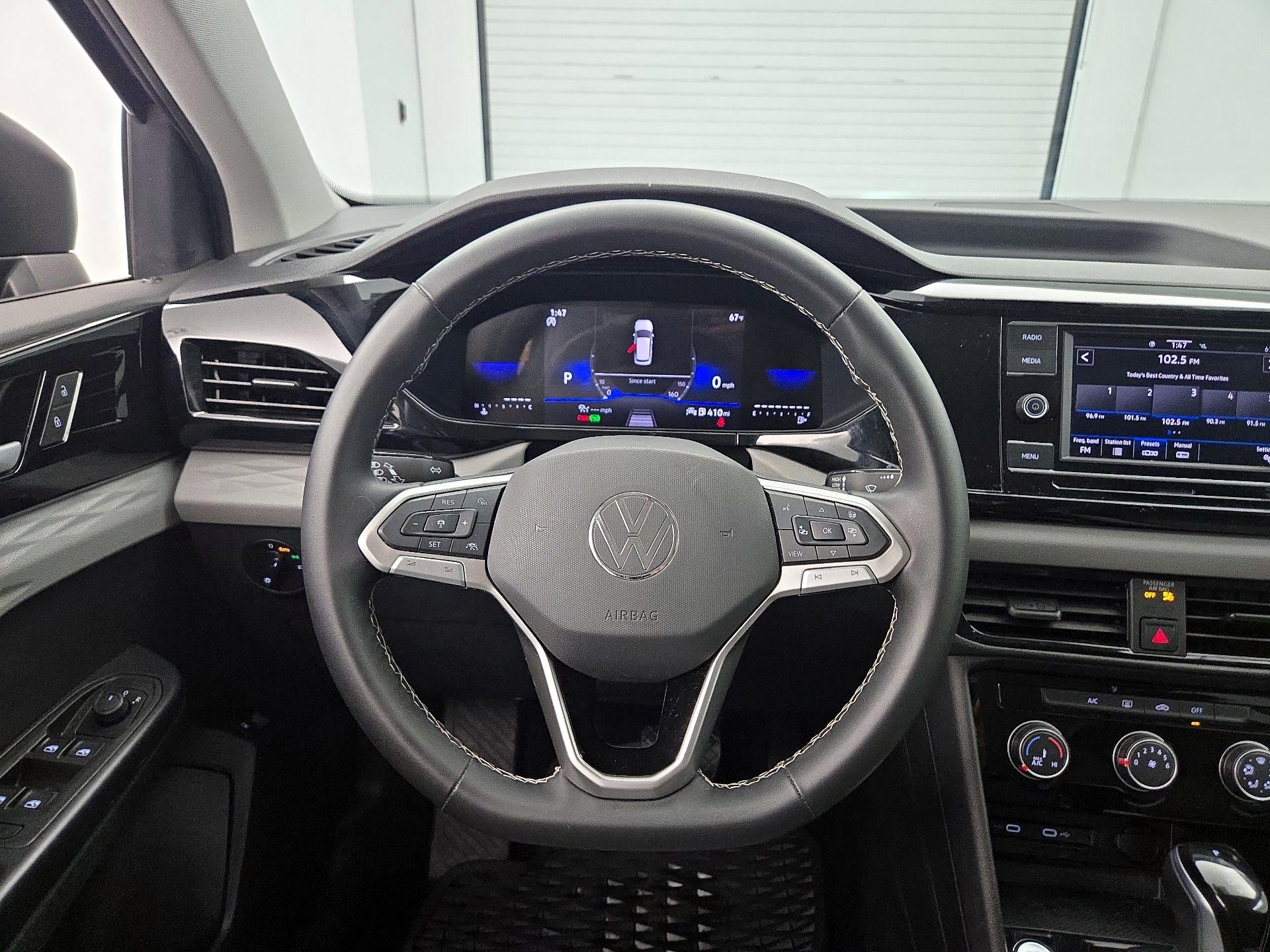Thumbnail: 2024 Volkswagen Taos - 10