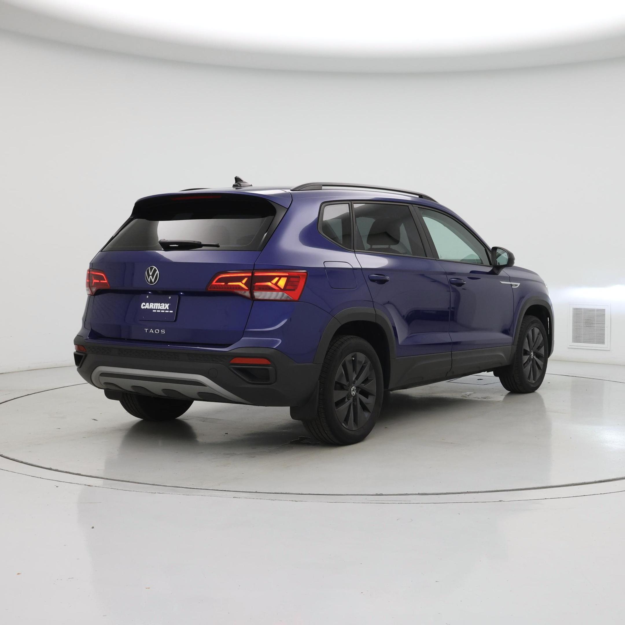 Thumbnail: 2024 Volkswagen Taos - 8