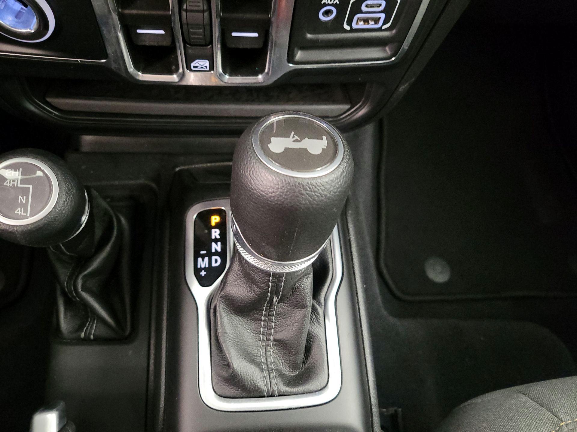 Thumbnail: 2025 Jeep Wrangler - 18