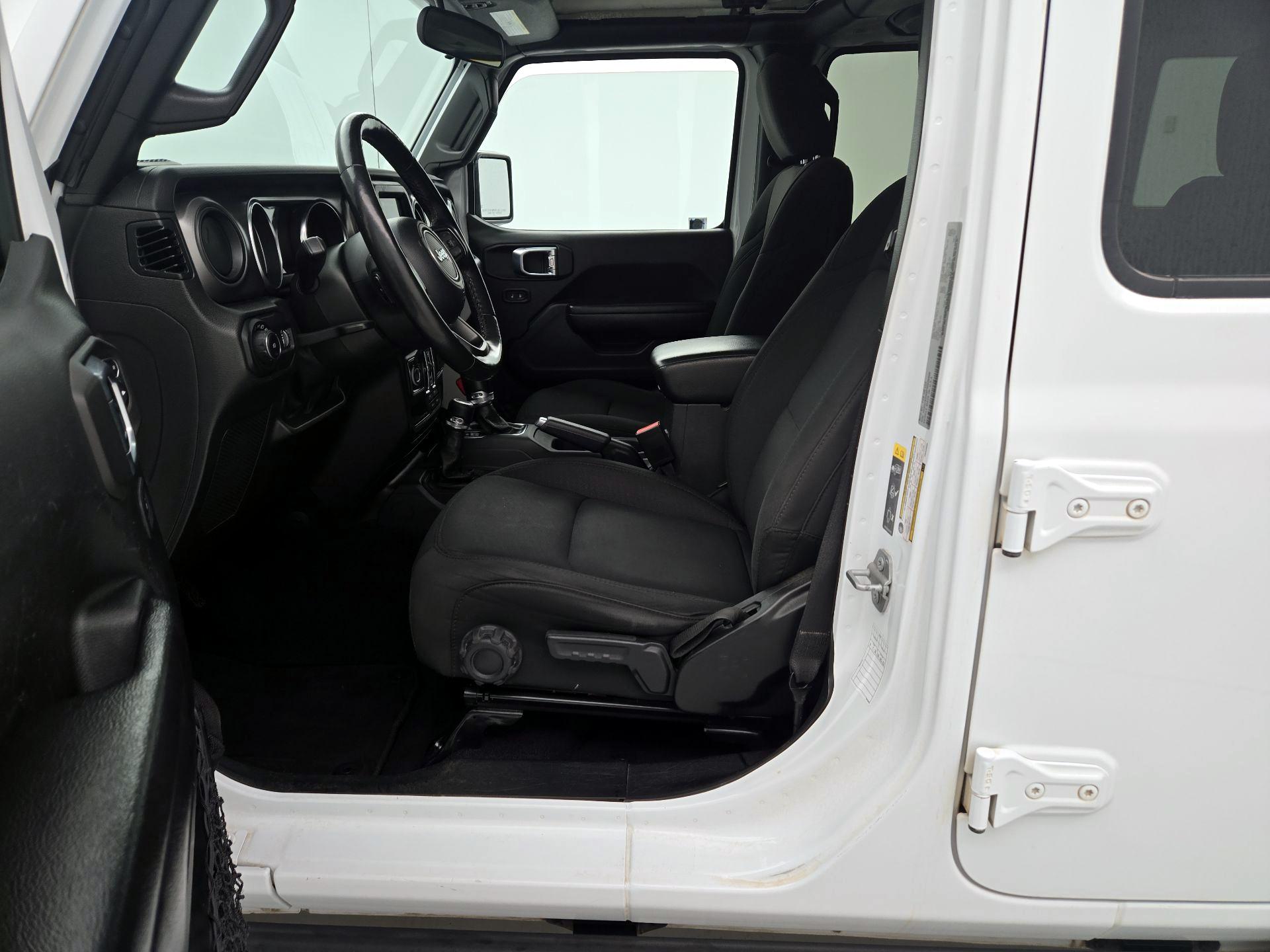 Thumbnail: 2023 Jeep Wrangler - 9