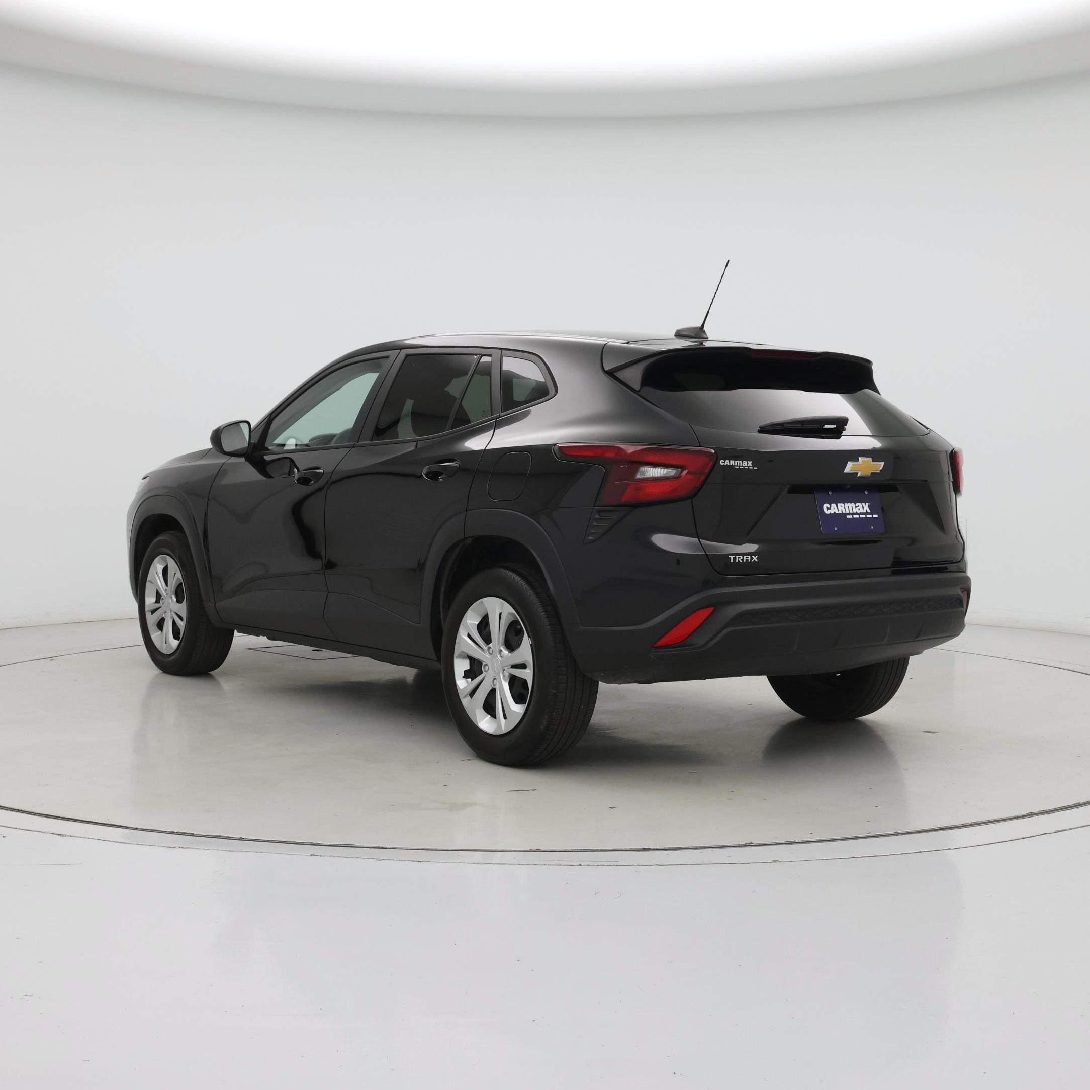 Thumbnail: 2025 Chevrolet Trax - 2