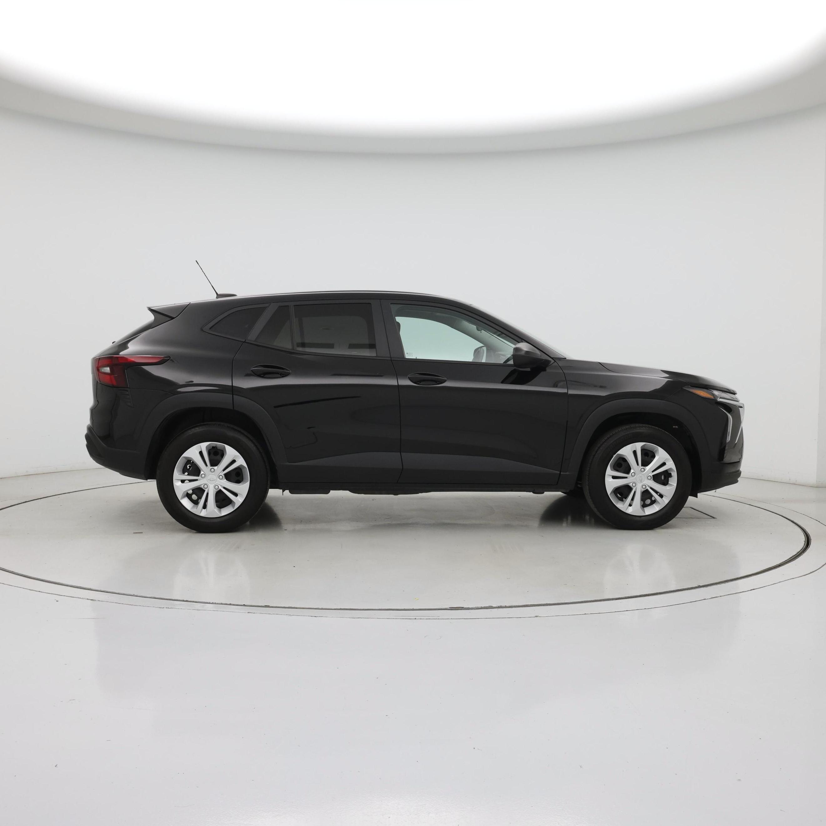 Thumbnail: 2025 Chevrolet Trax - 7