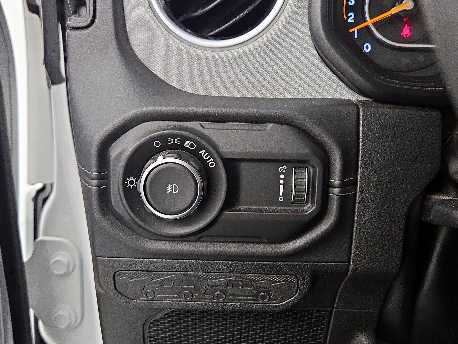 Thumbnail: 2025 Jeep Wrangler - 13