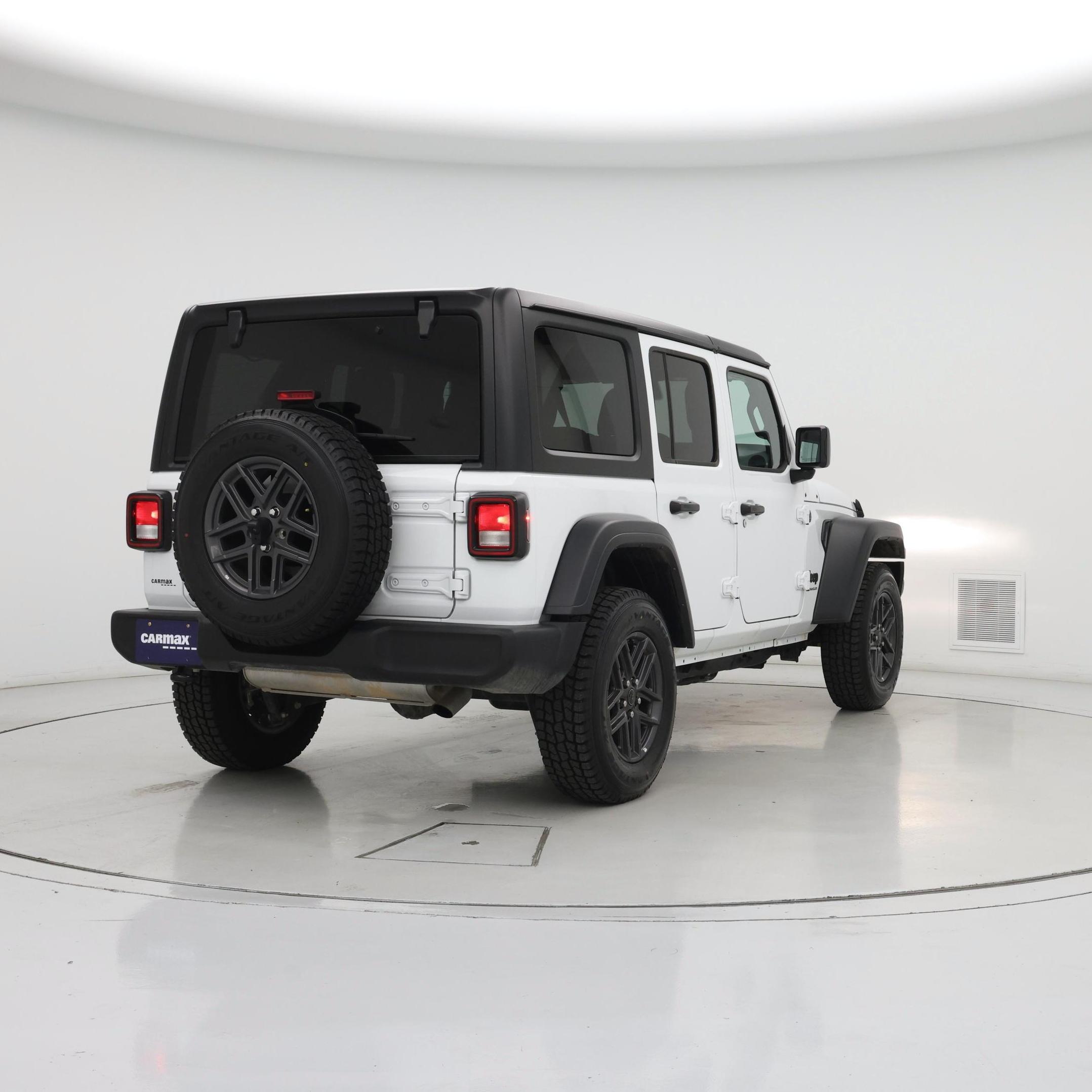 Thumbnail: 2025 Jeep Wrangler - 8