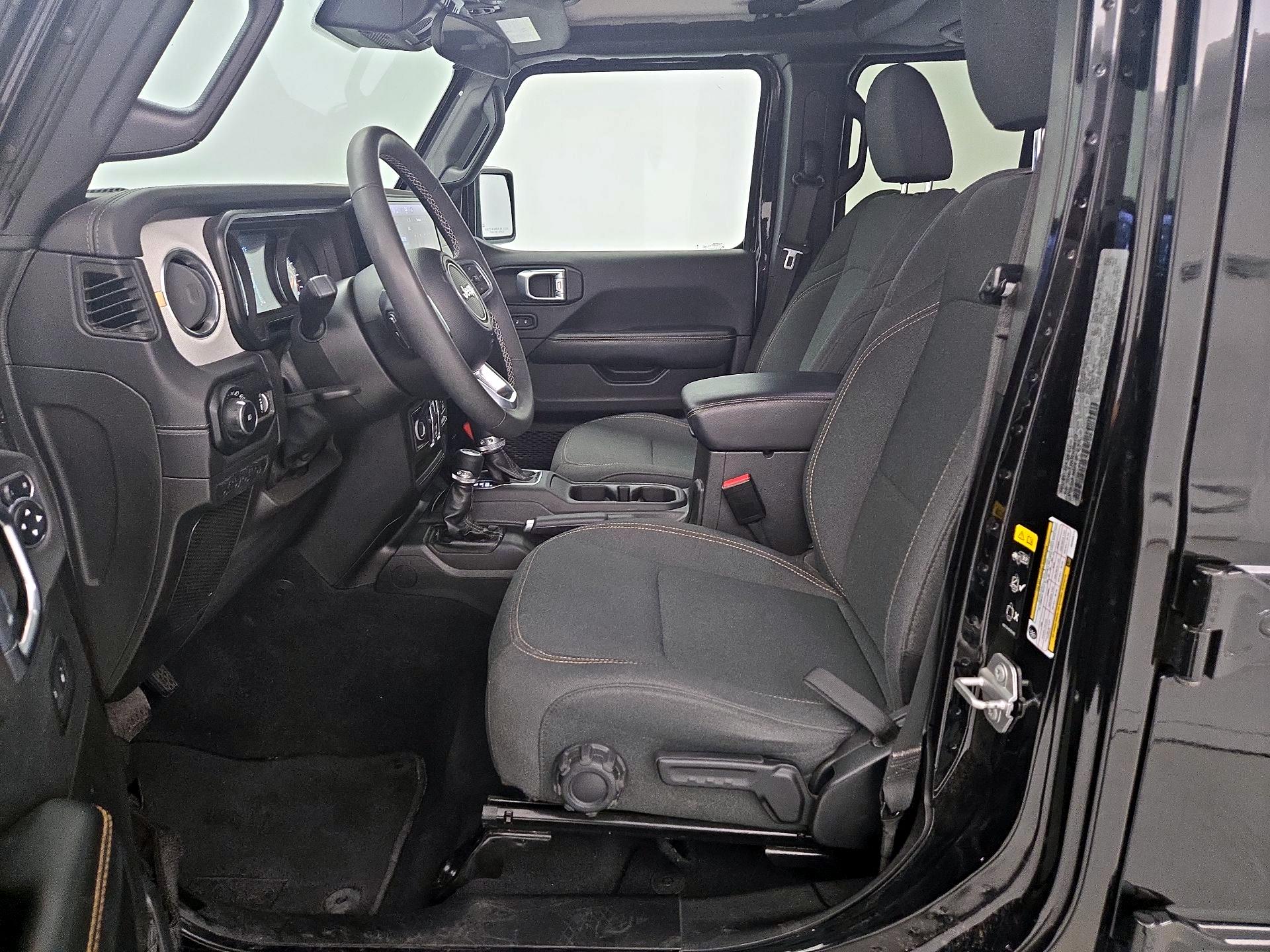 Thumbnail: 2025 Jeep Wrangler - 11