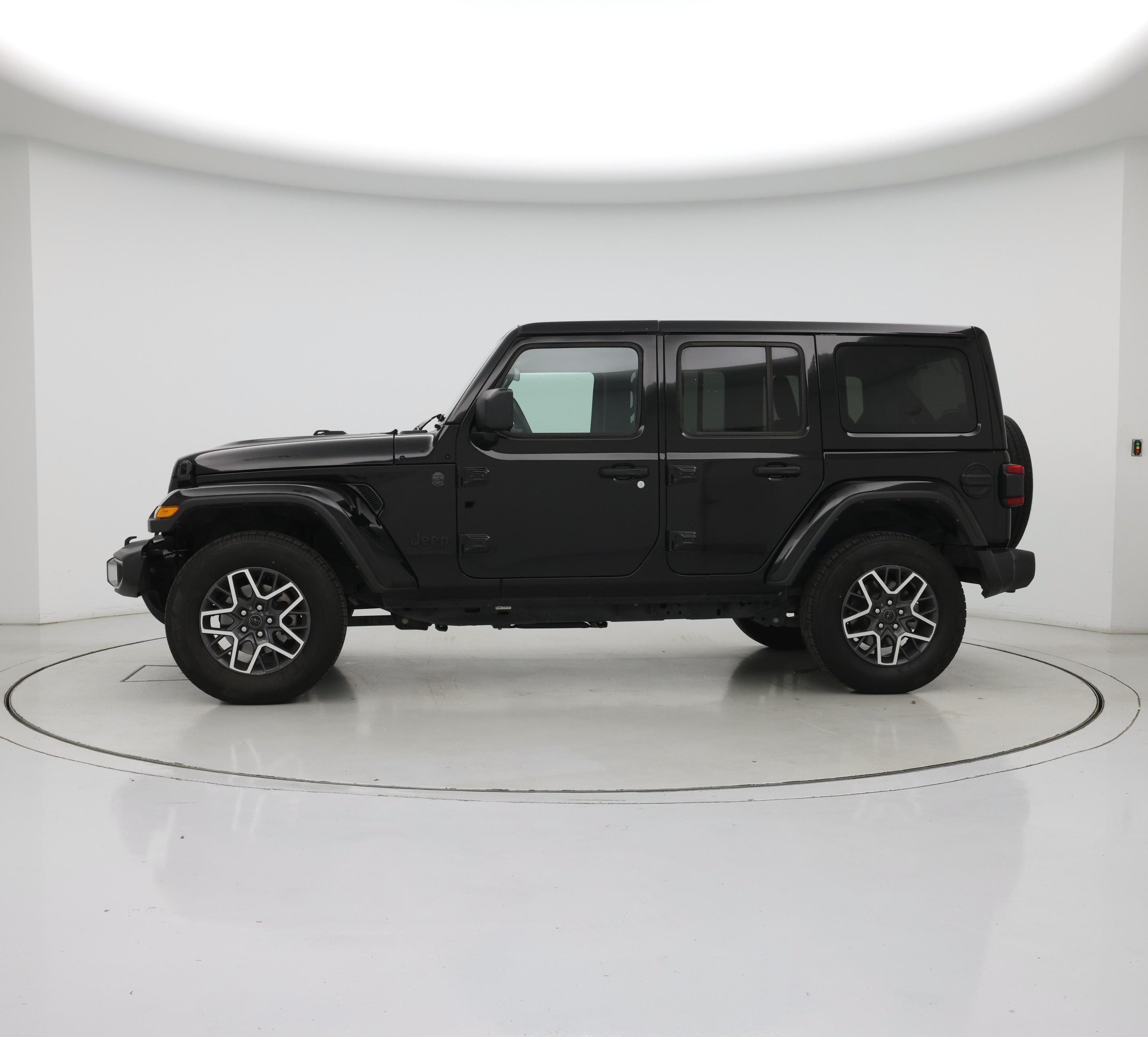 Thumbnail: 2025 Jeep Wrangler - 3