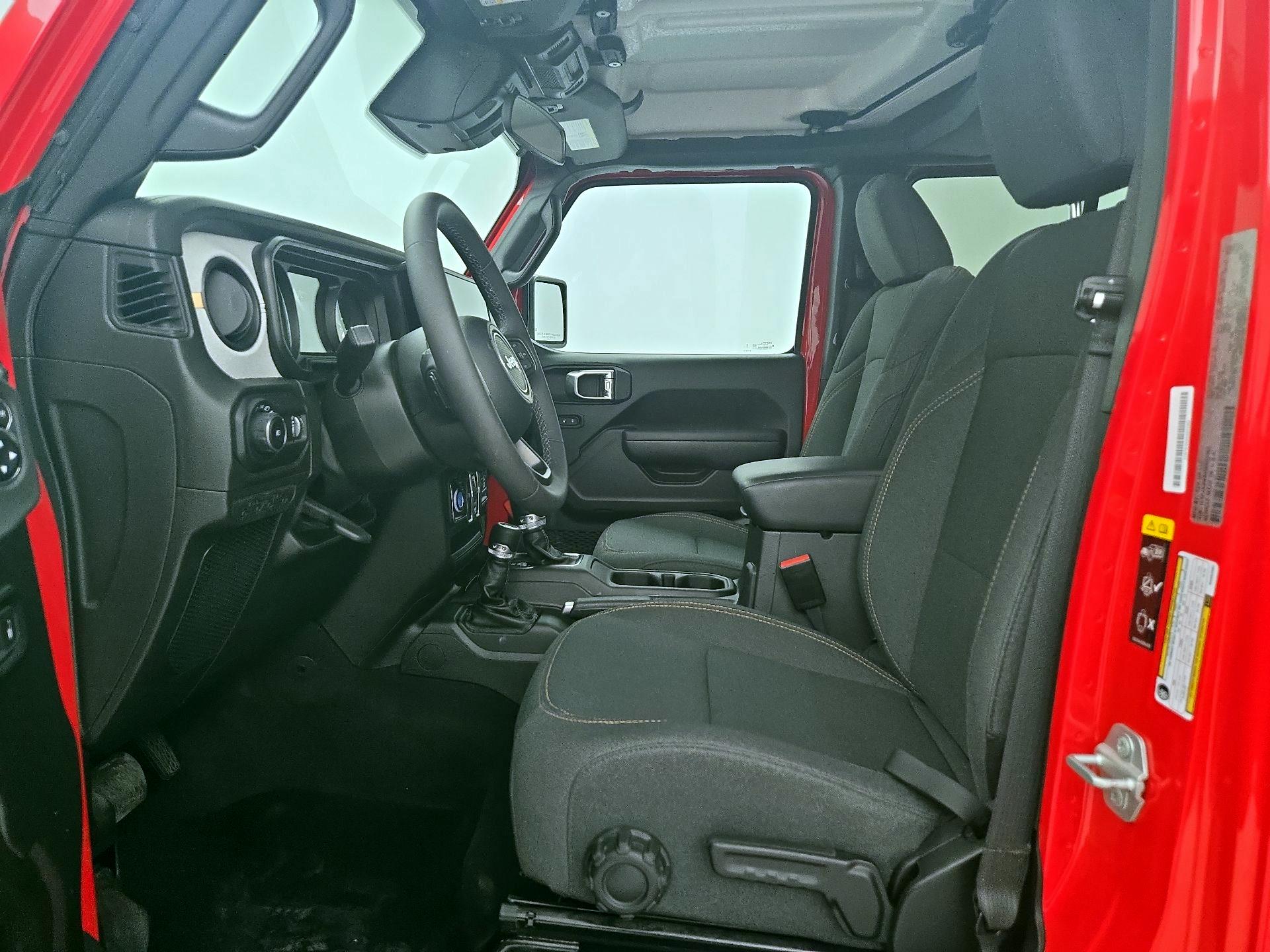 Thumbnail: 2025 Jeep Wrangler - 11