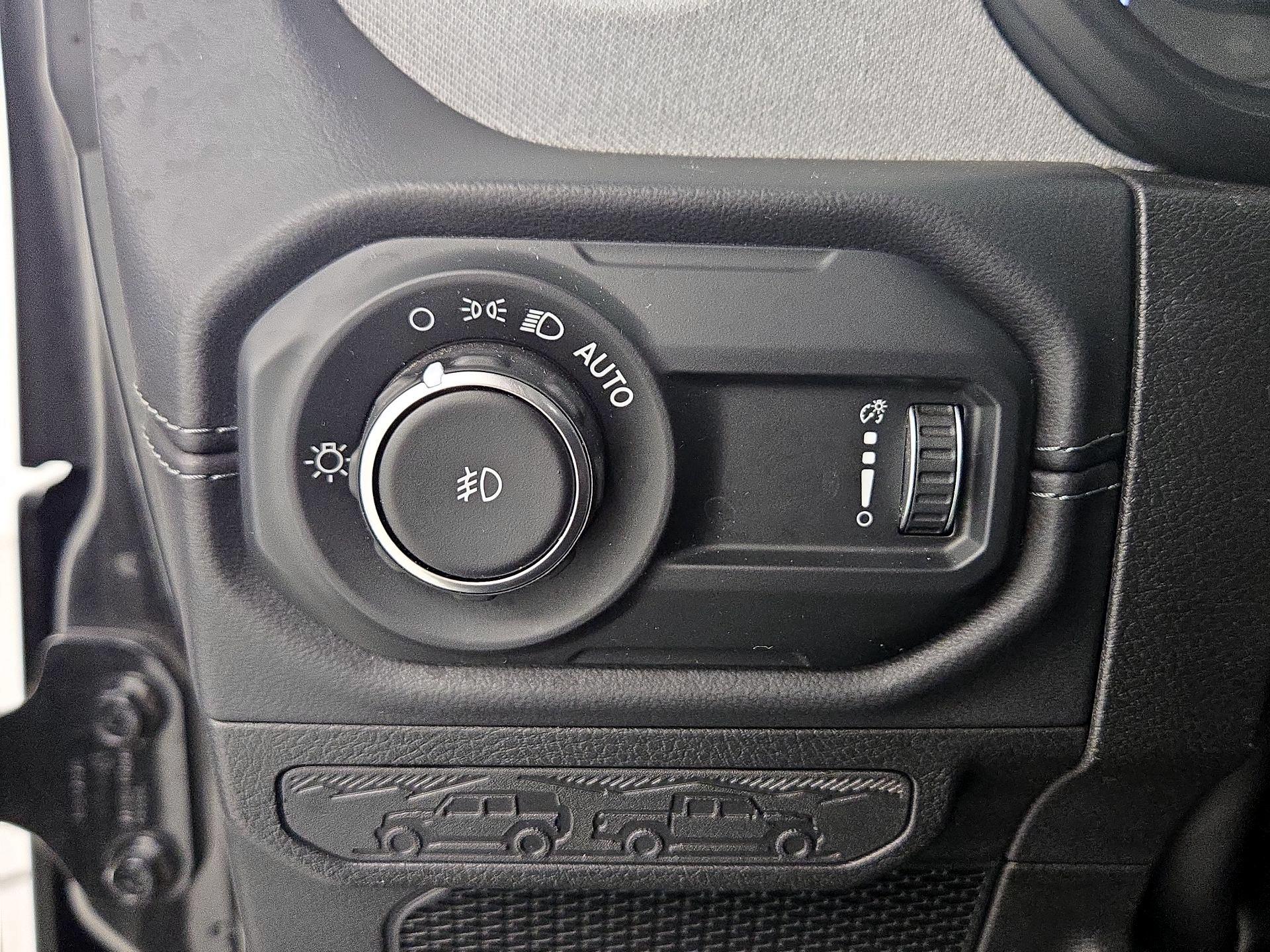 Thumbnail: 2025 Jeep Wrangler - 13