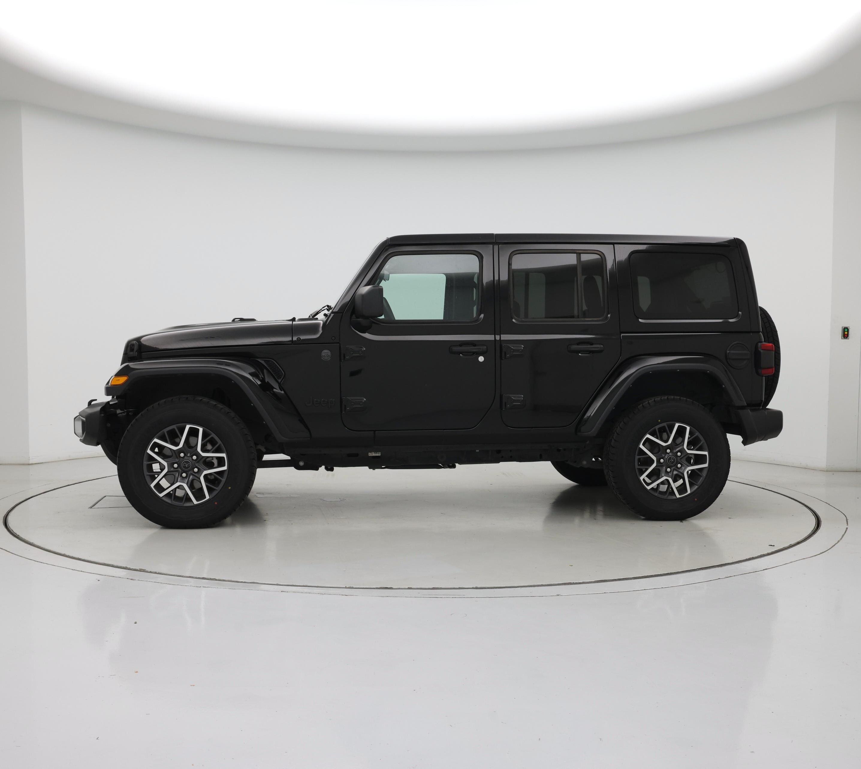 Thumbnail: 2025 Jeep Wrangler - 3