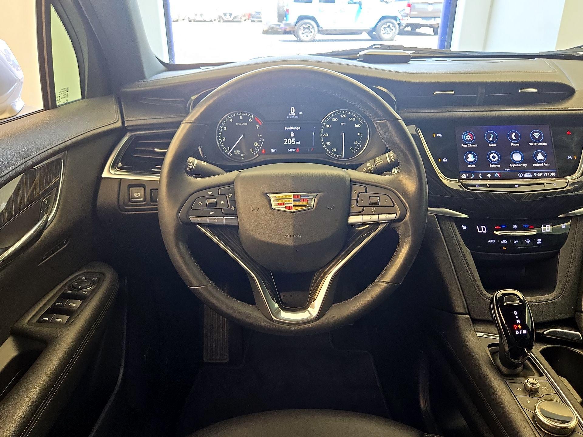 Thumbnail: 2020 Cadillac XT6 - 10