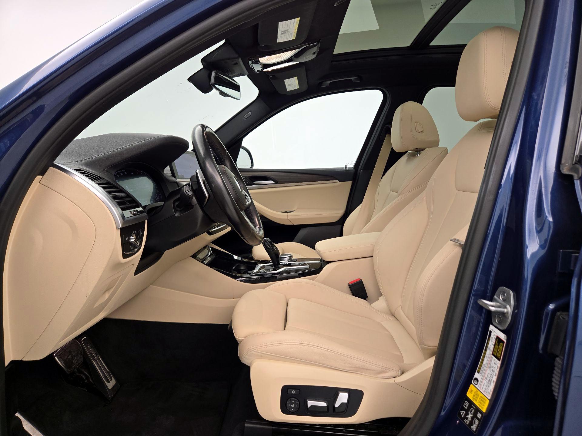 Thumbnail: 2021 BMW X3 - 11
