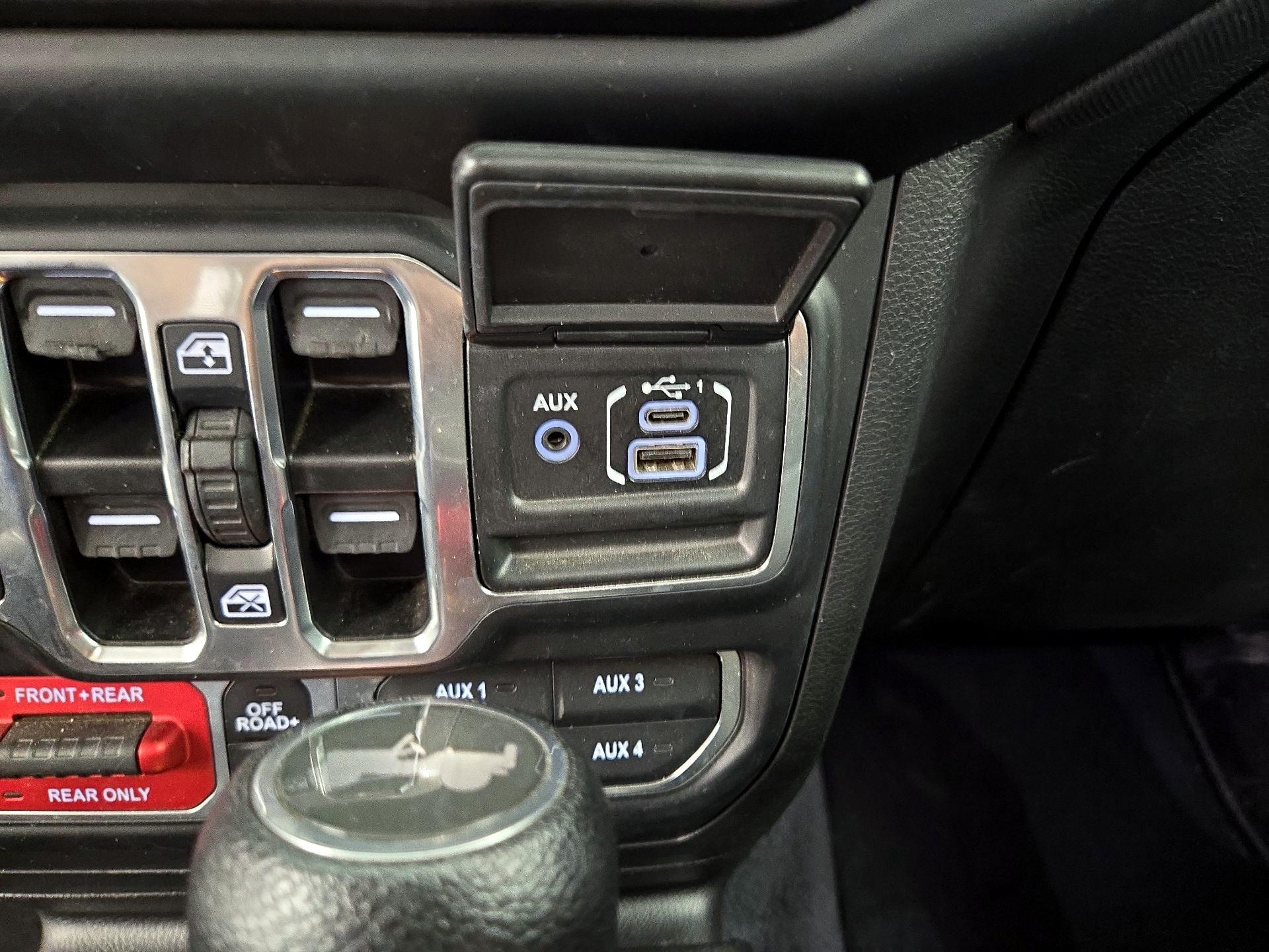 Thumbnail: 2023 Jeep Wrangler - 19