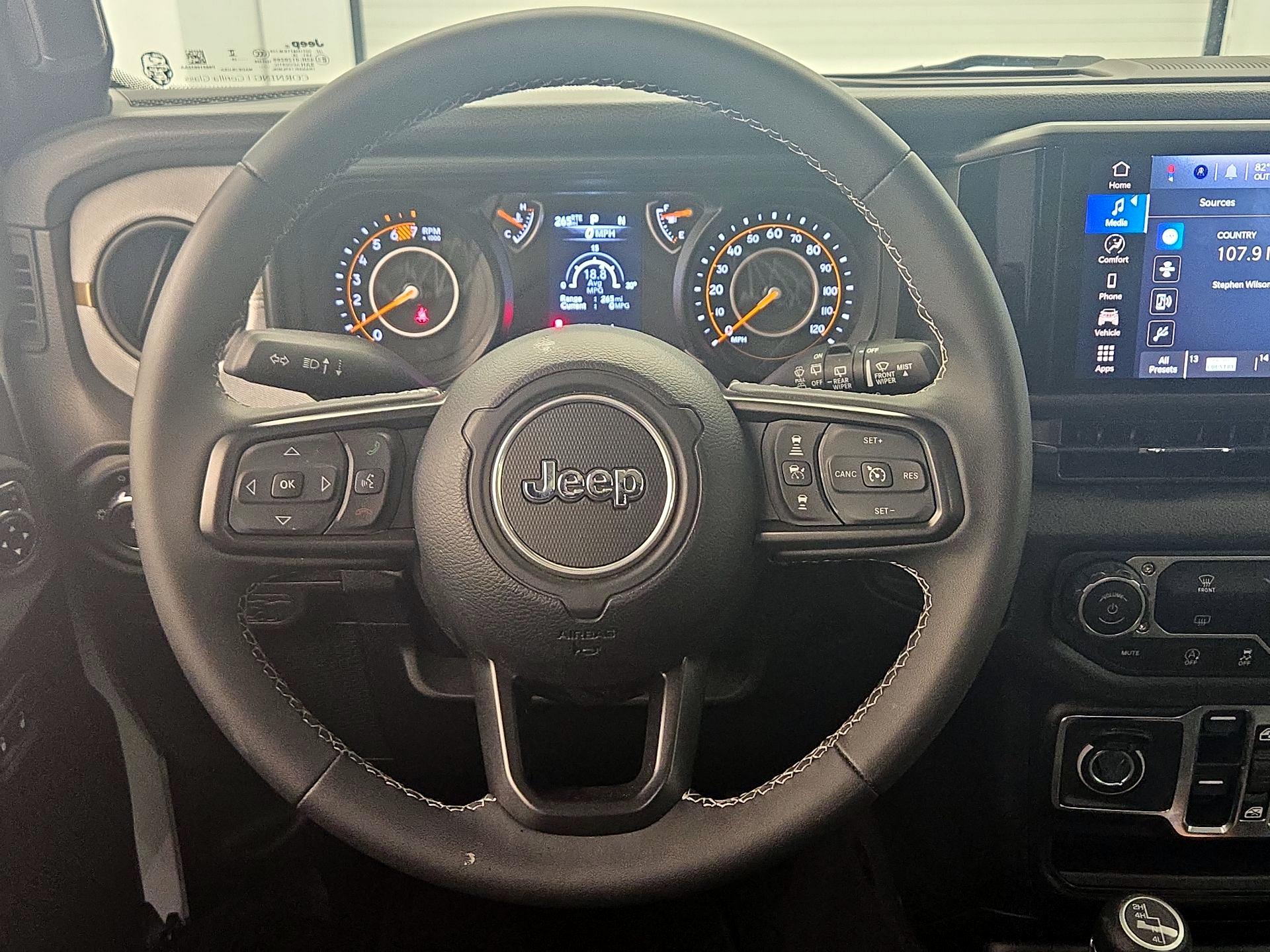 Thumbnail: 2025 Jeep Wrangler - 10