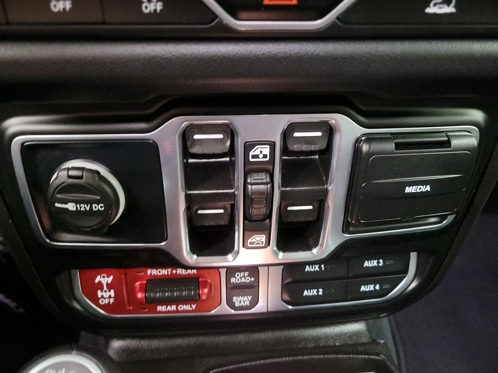 2024 Jeep Wrangler 4-Door Rubicon - Photo 19