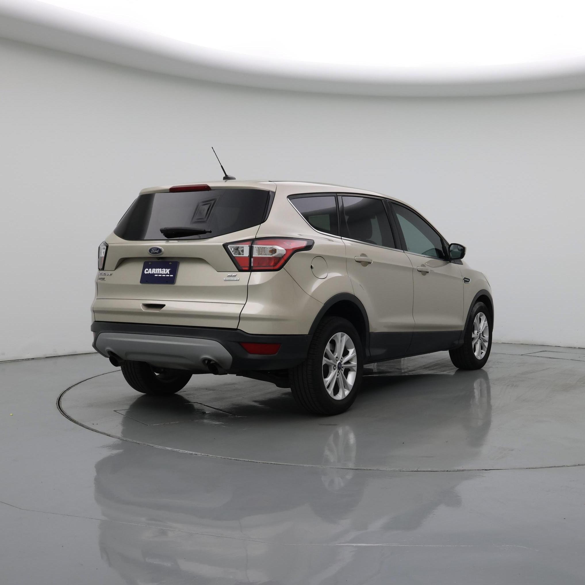 Thumbnail: 2017 Ford Escape - 8