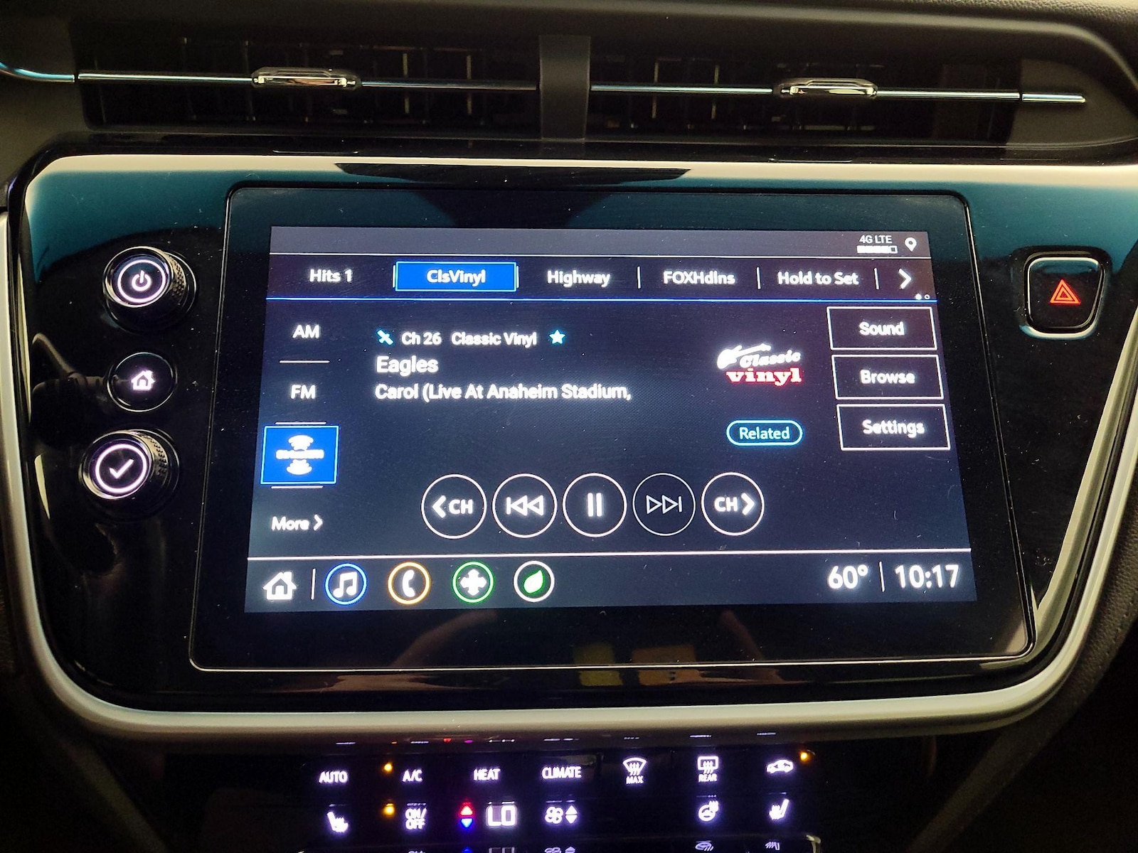 2023 Chevrolet Bolt EV 2LT - Photo 16