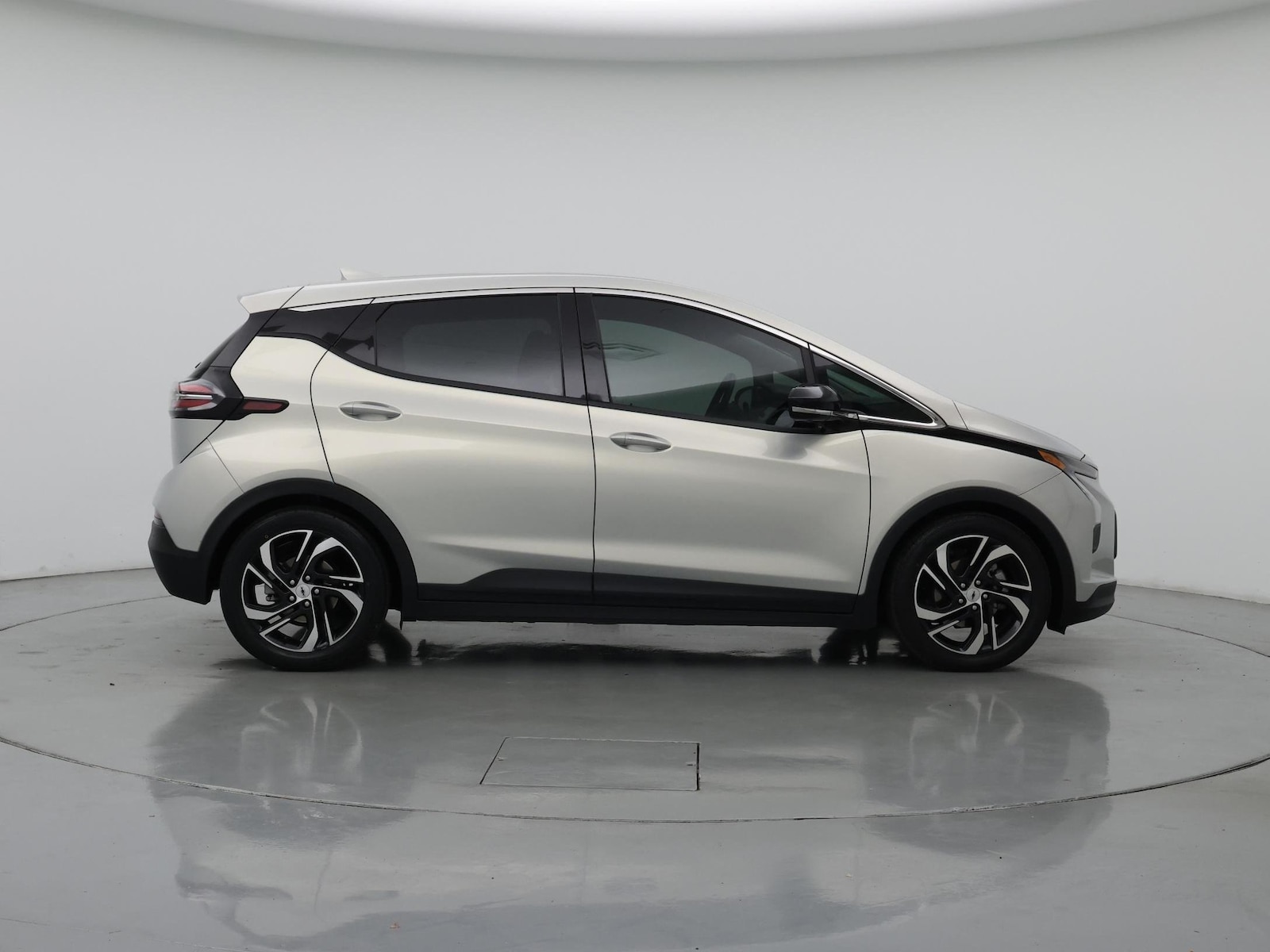 2023 Chevrolet Bolt EV 2LT - Photo 8