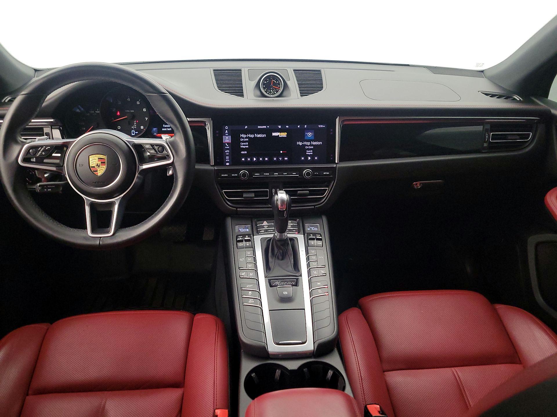 Thumbnail: 2020 Porsche Macan - 9