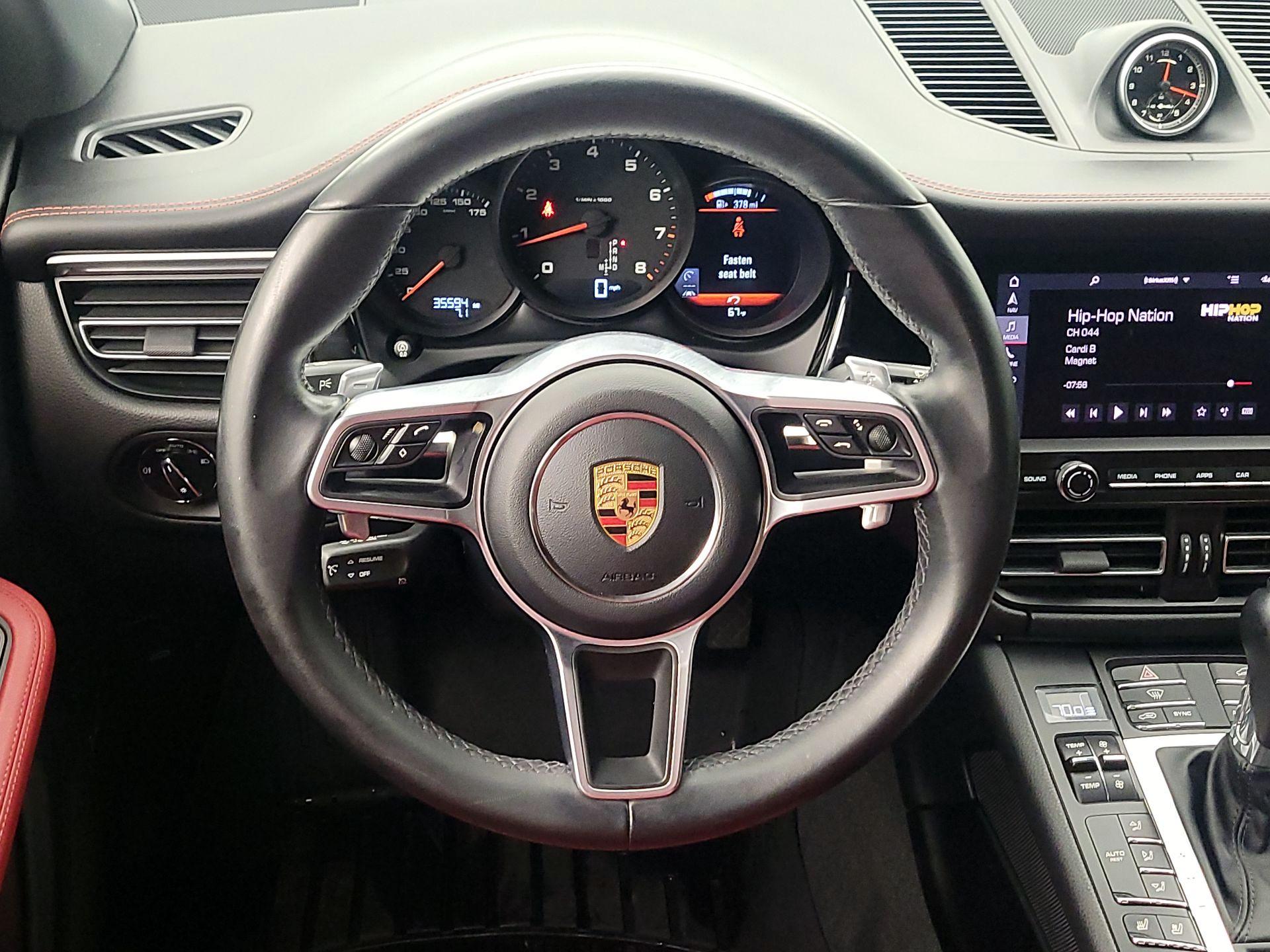 Thumbnail: 2020 Porsche Macan - 10