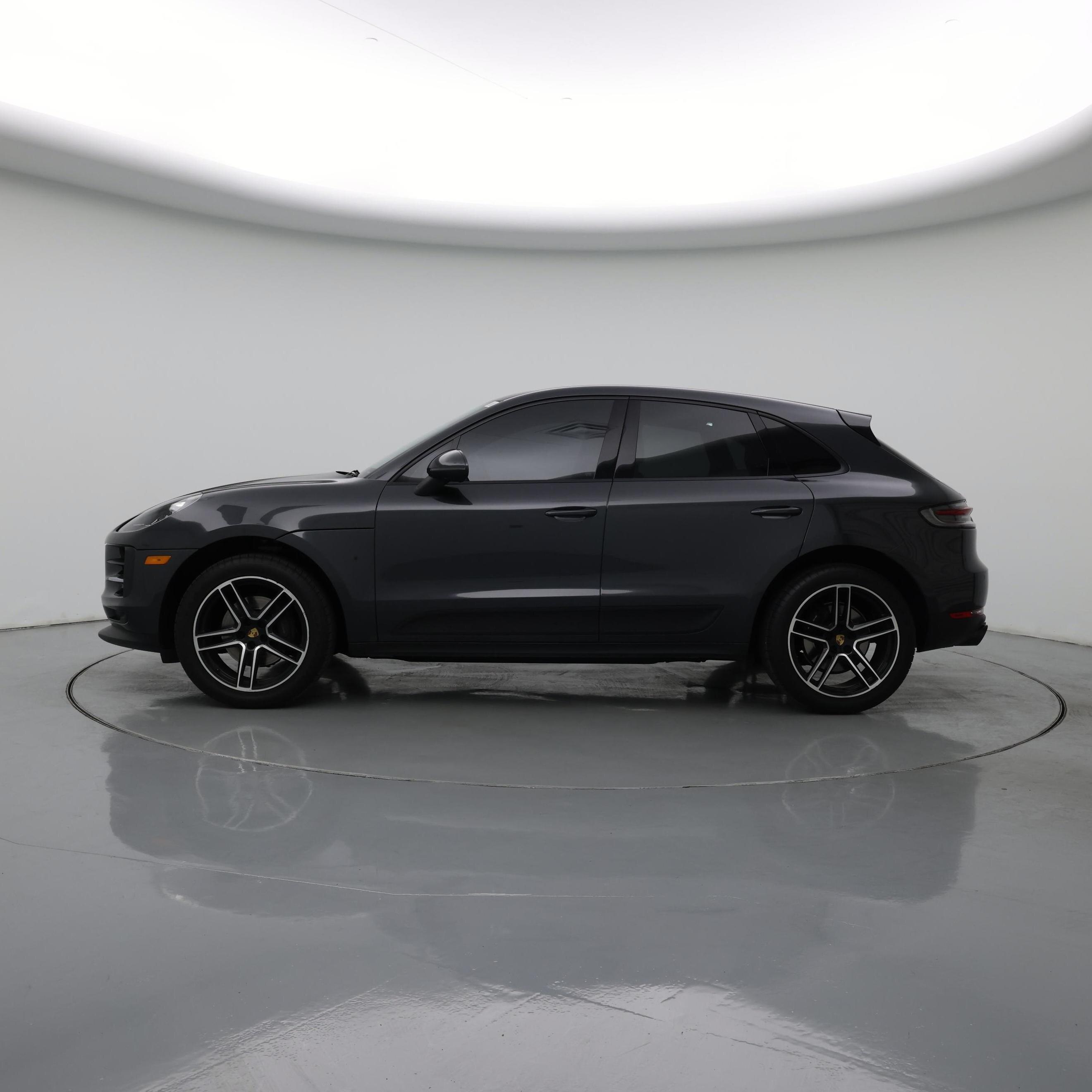 Thumbnail: 2020 Porsche Macan - 3