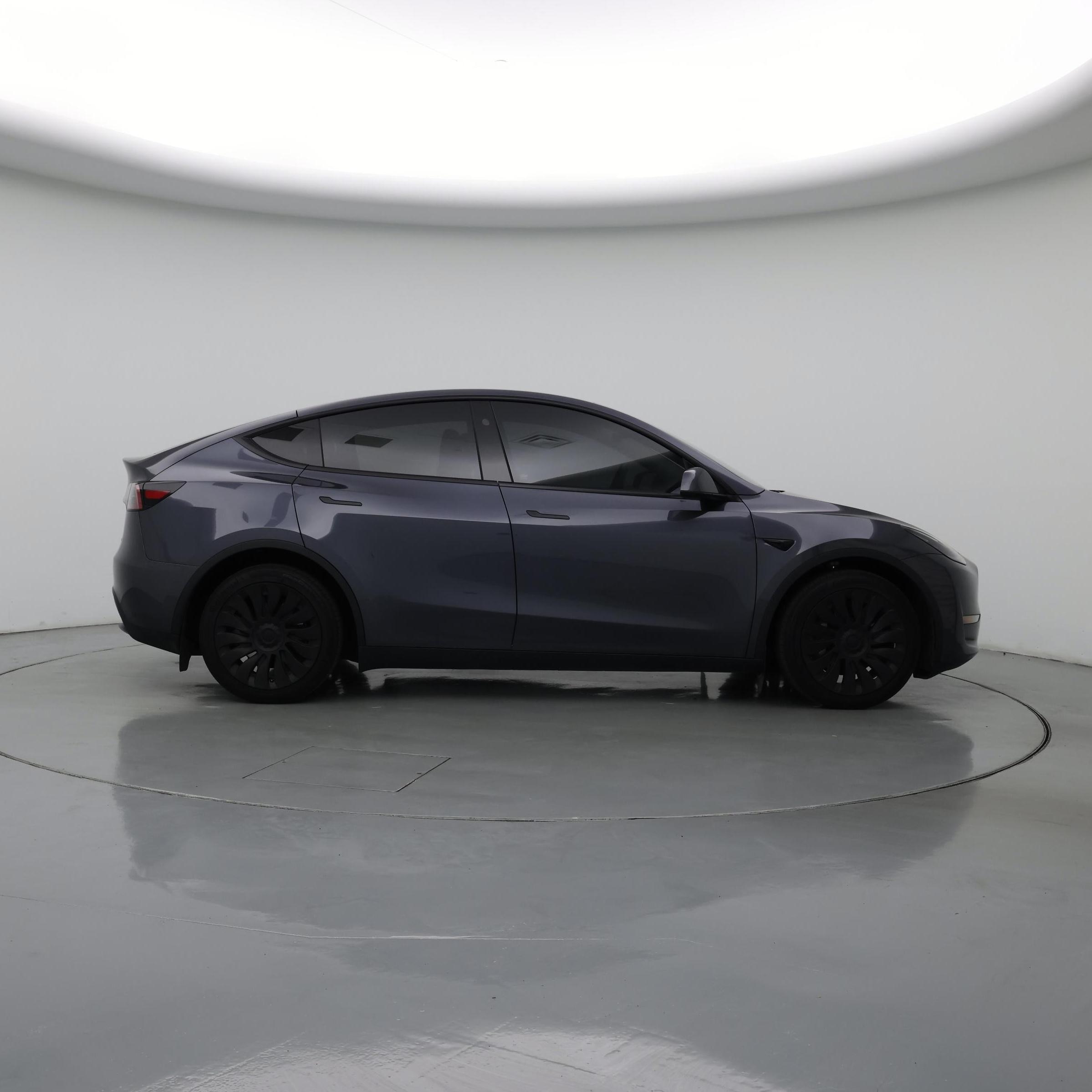 Thumbnail: 2023 Tesla Model Y - 7