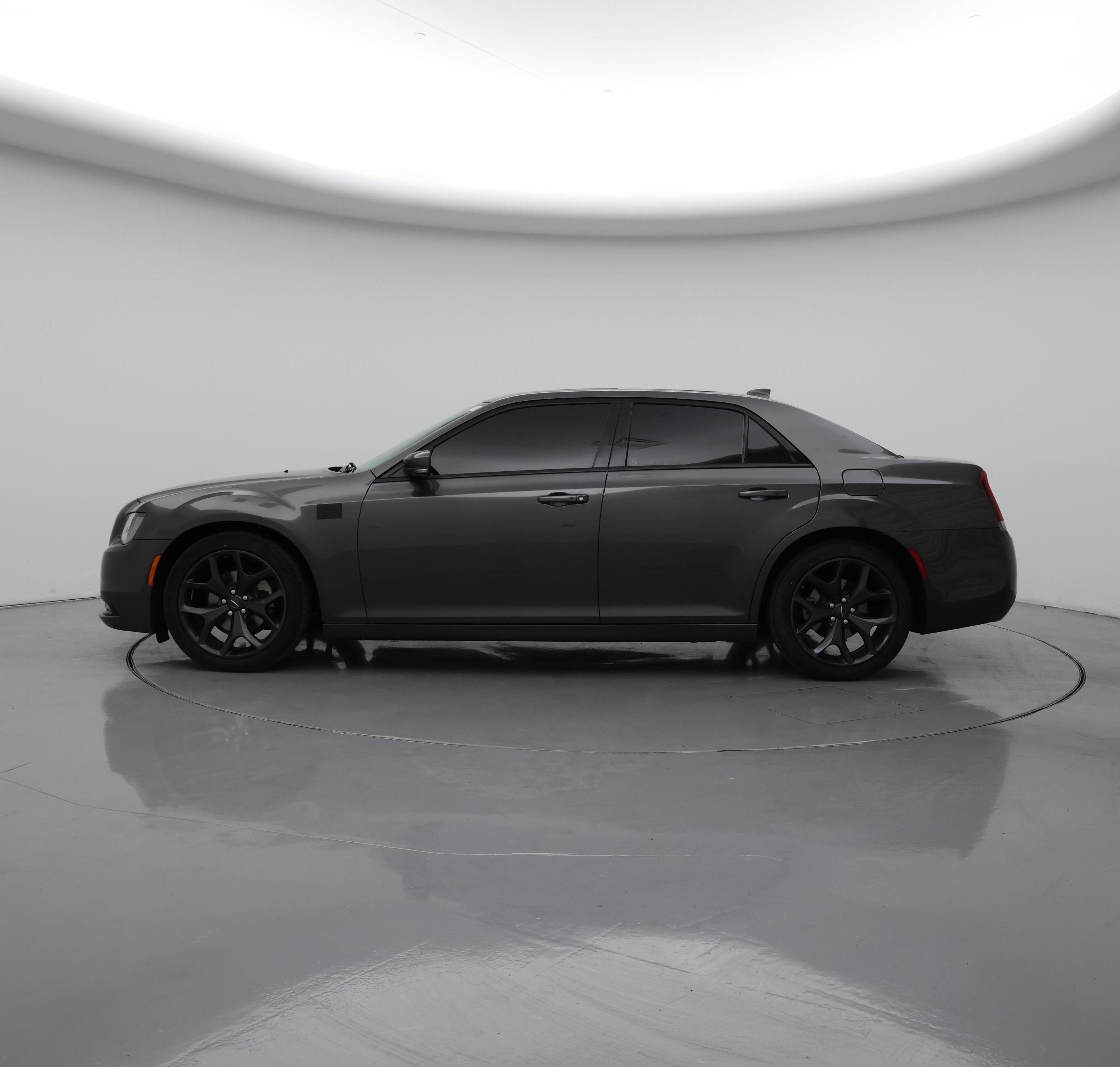 Thumbnail: 2023 Chrysler 300 - 3