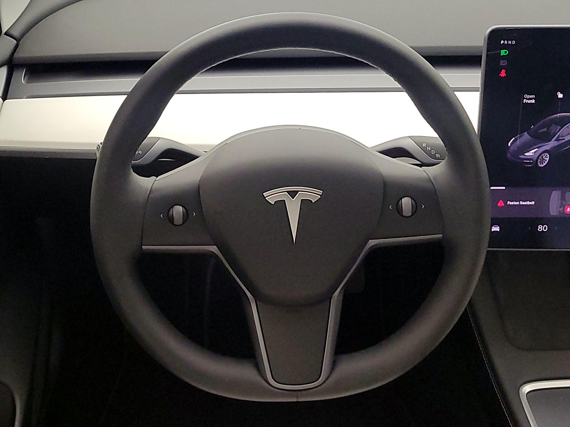 Thumbnail: 2021 Tesla Model 3 - 10
