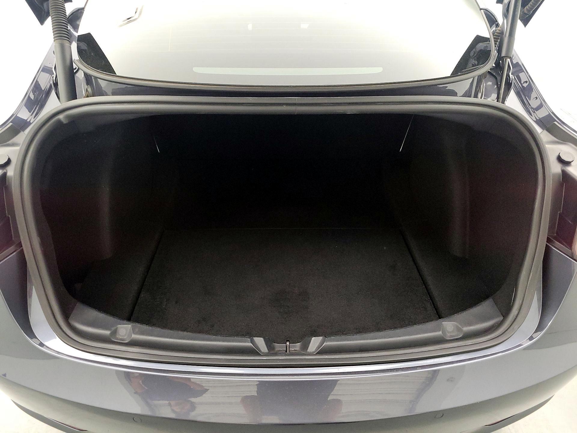 Thumbnail: 2021 Tesla Model 3 - 19