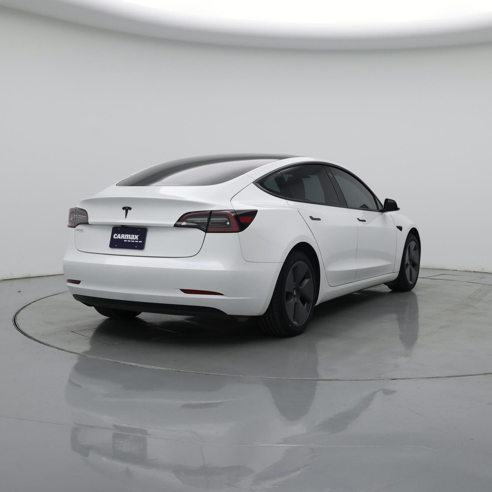 Thumbnail: 2021 Tesla Model 3 - 8