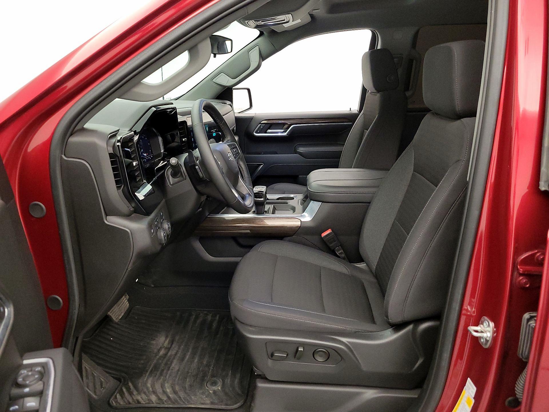 Thumbnail: 2025 Chevrolet Silverado 1500 - 11