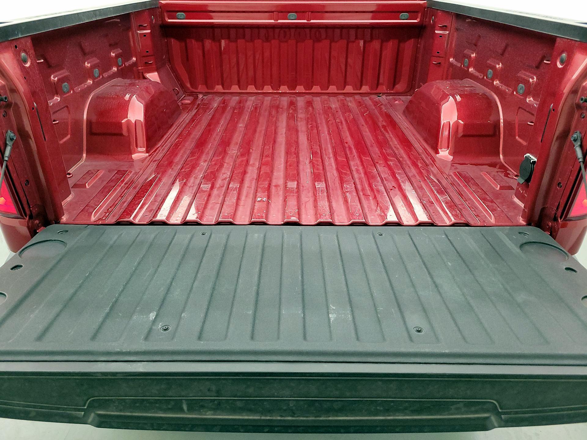 Thumbnail: 2025 Chevrolet Silverado 1500 - 20