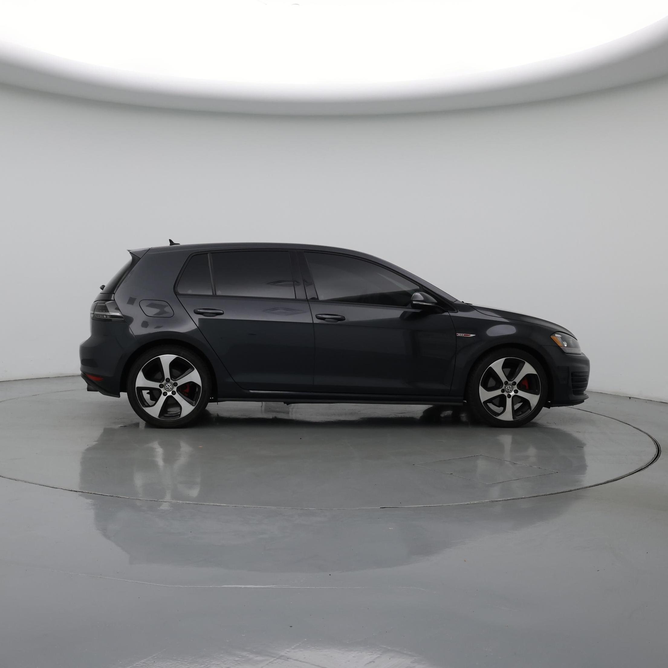 Thumbnail: 2015 Volkswagen Golf - 7